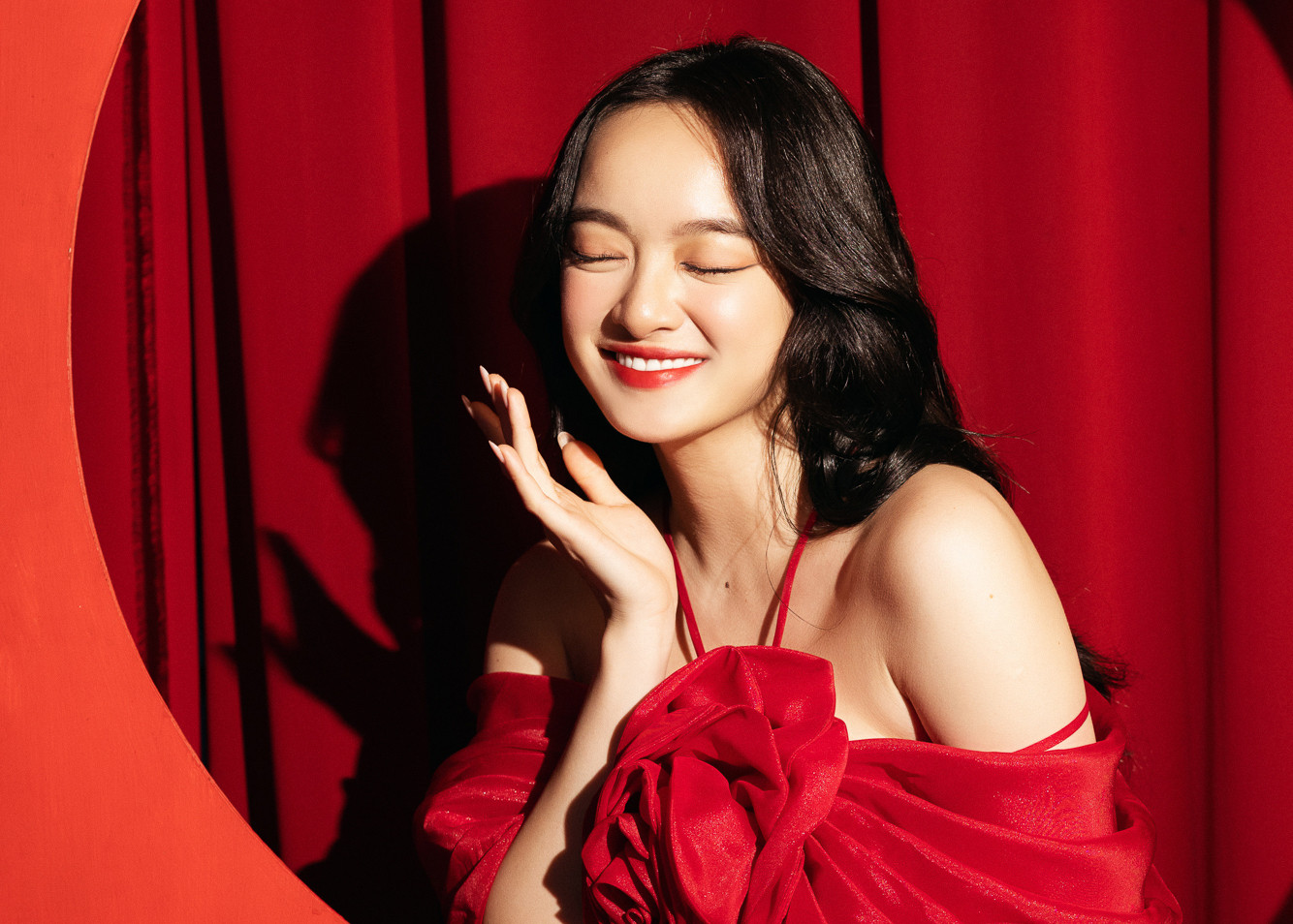 Kaity Nguyễn: Tôi chỉ dám nhận mình là 'em bé' trong showbiz Việt - 2