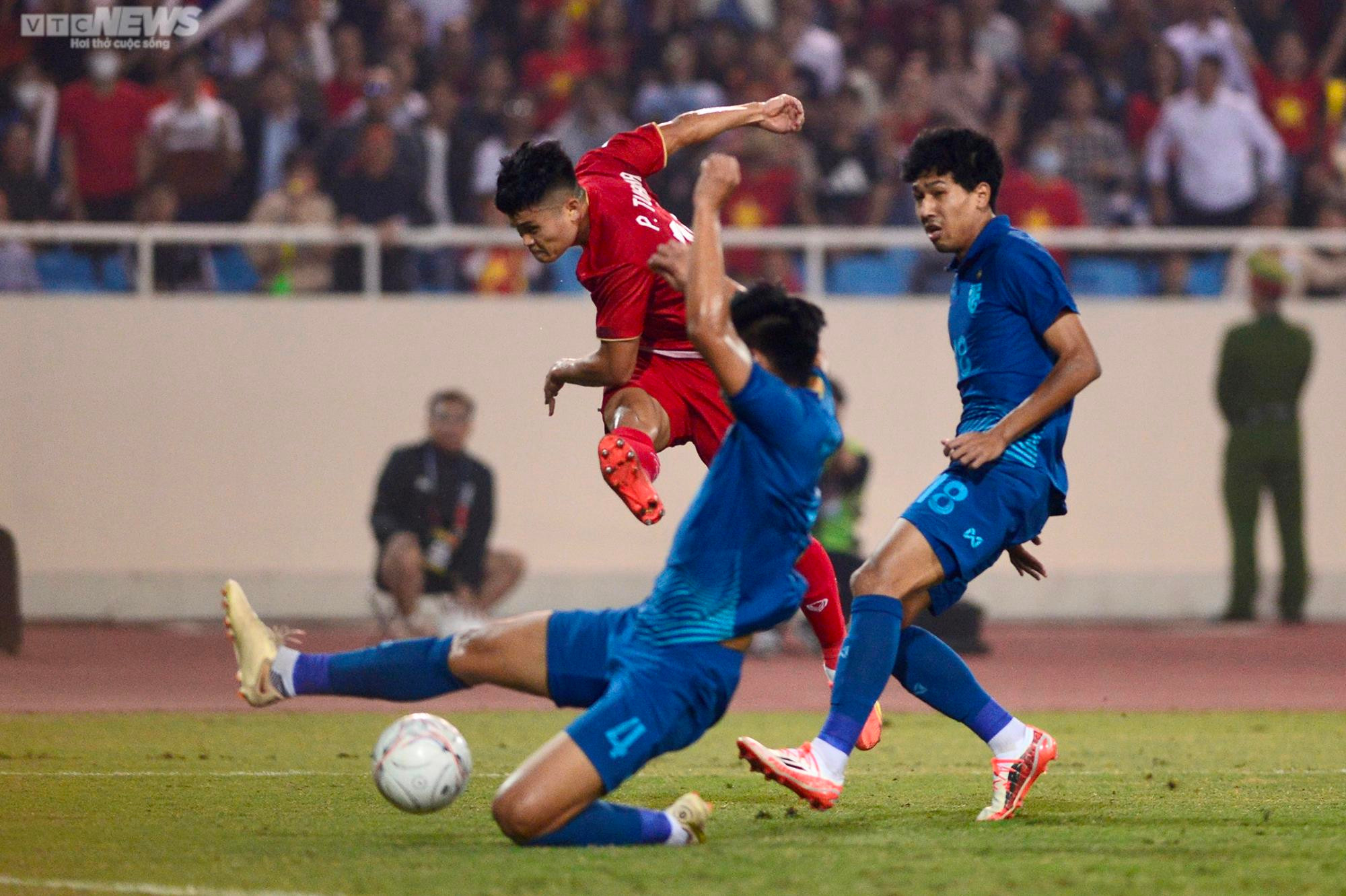 Tuyển Việt Nam không thắng được Thái Lan, HLV Park Hang Seo nổi giận - 8