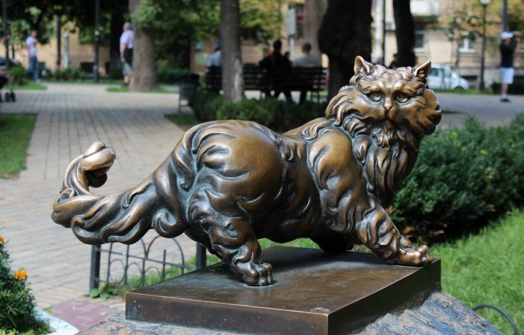 Những bức tượng mèo nổi tiếng thế giới - 7