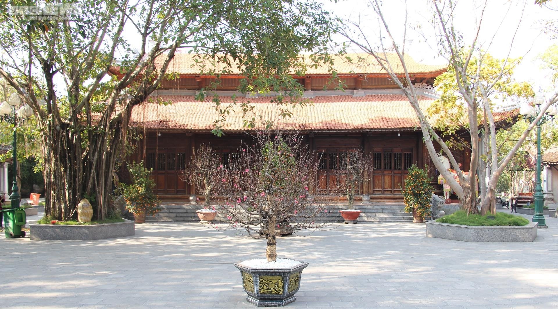 Chiêm ngưỡng ngôi đền tráng lệ thờ Quan lớn Tuần Tranh ở Hải Dương - 3