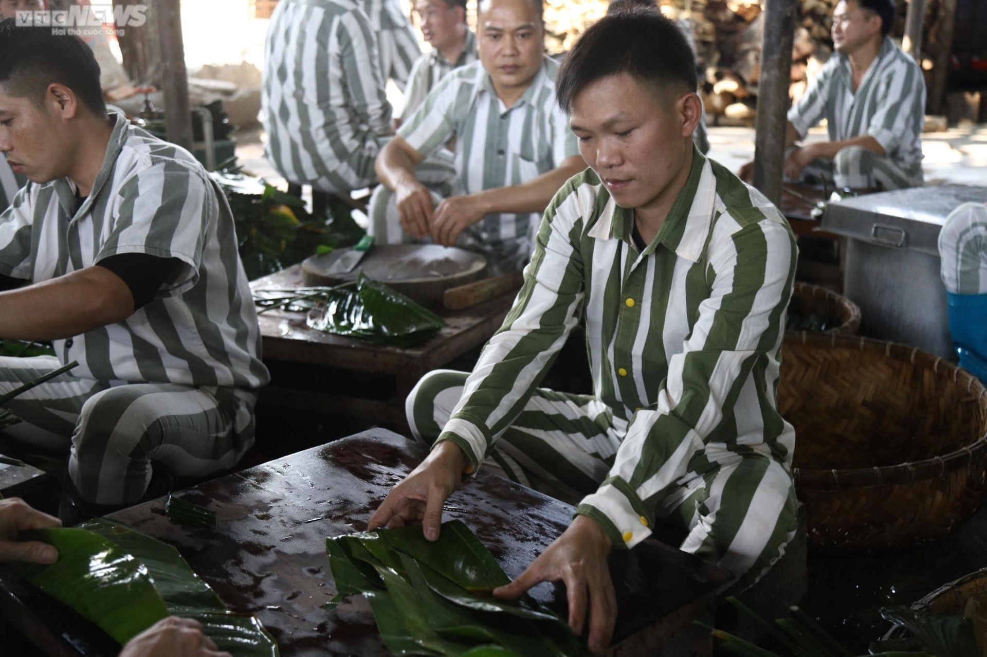 Mùa xuân sau cánh cửa trại giam Yên Hạ - 5