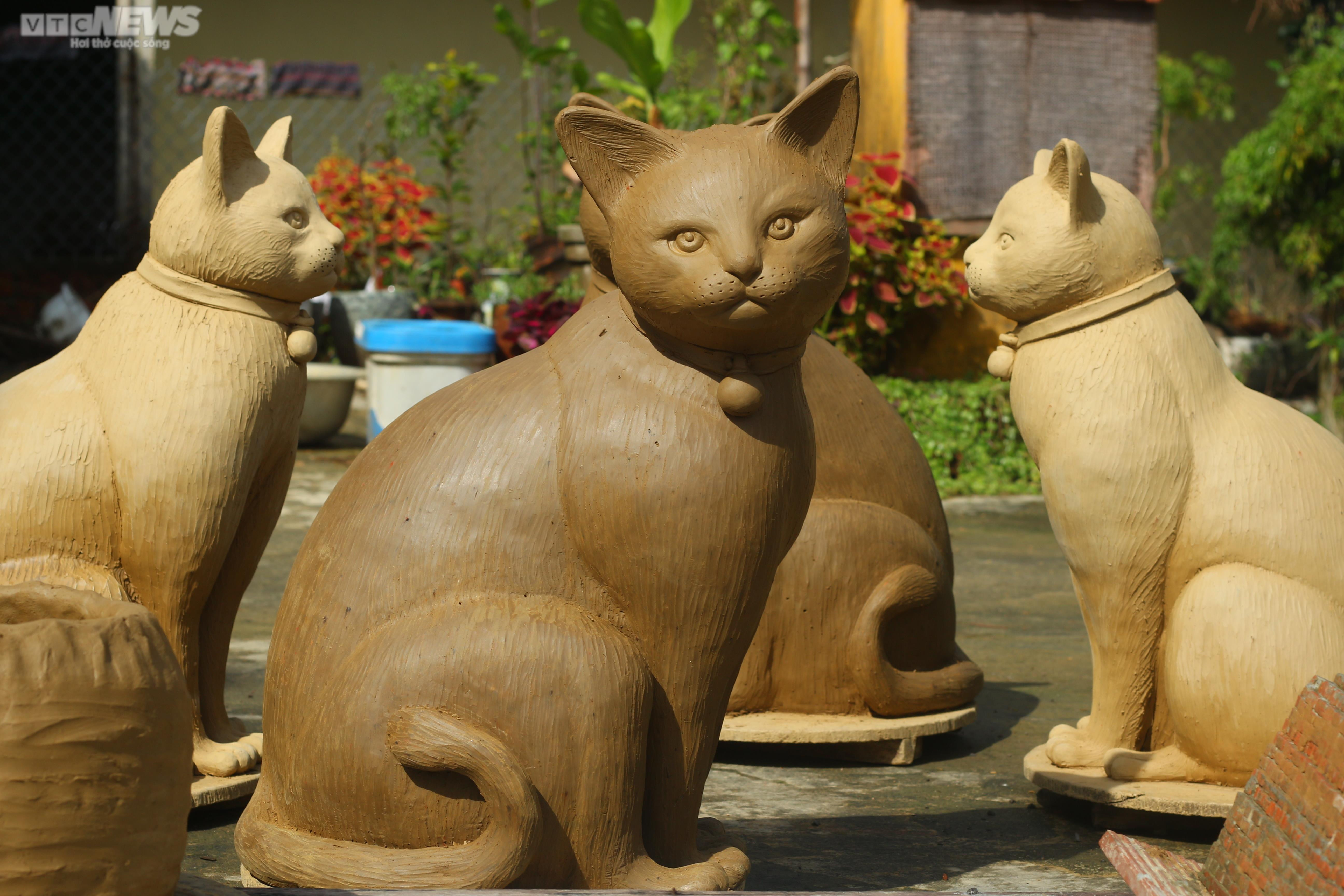 Nghệ nhân làng gốm 500 năm tuổi nặn đất sét, 'trình làng' linh vật Quý Mão - 7