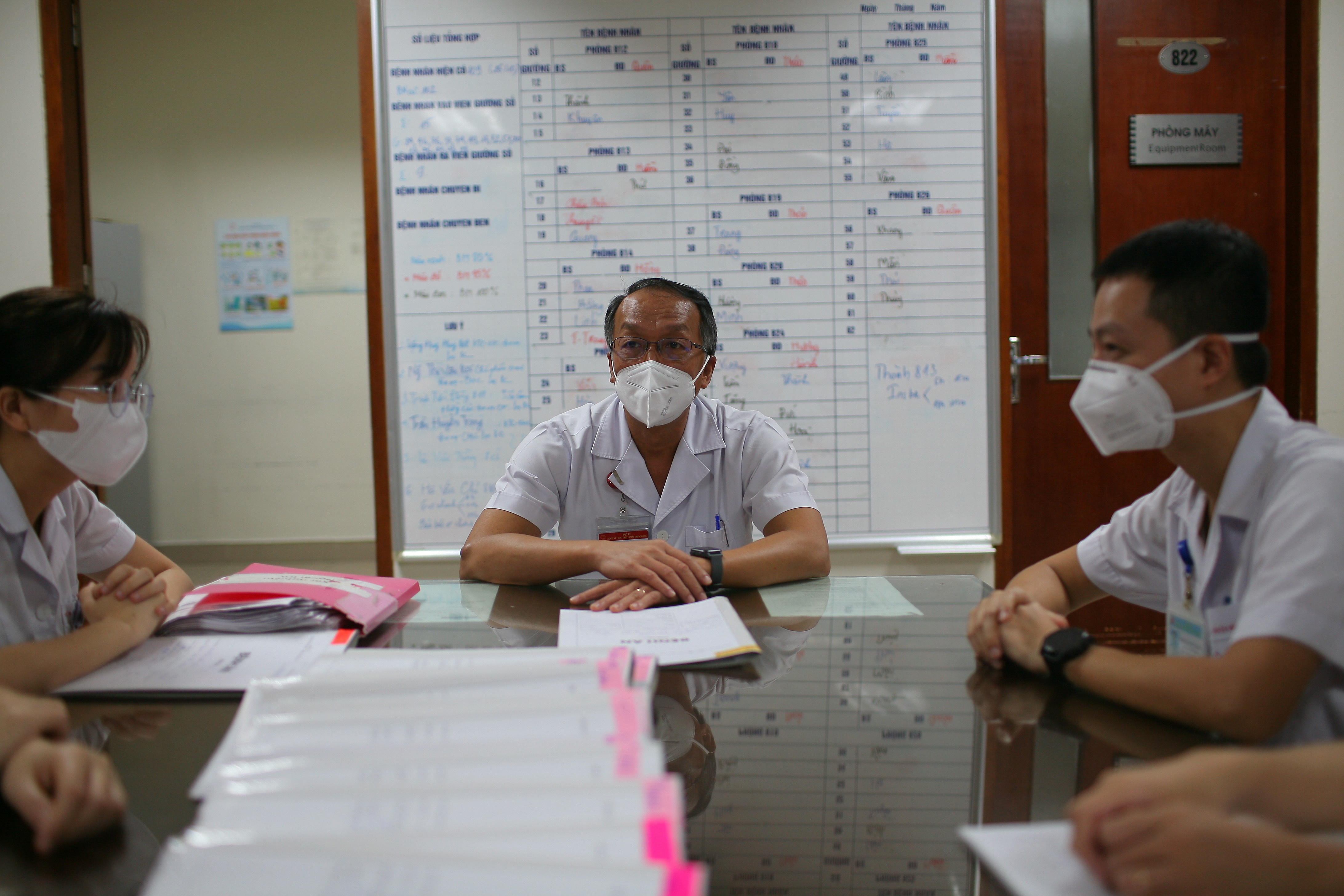 Tâm sự của người sẵn sàng… 'nhường ghế' - 2