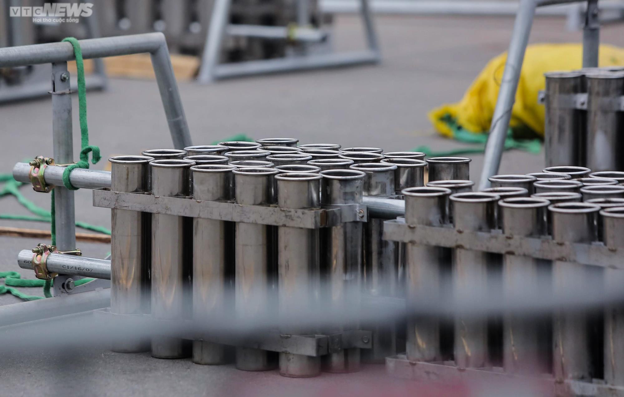 Mục sở thị trận địa pháo hoa ở Hà Nội trước ngày 'khai hỏa' - 4