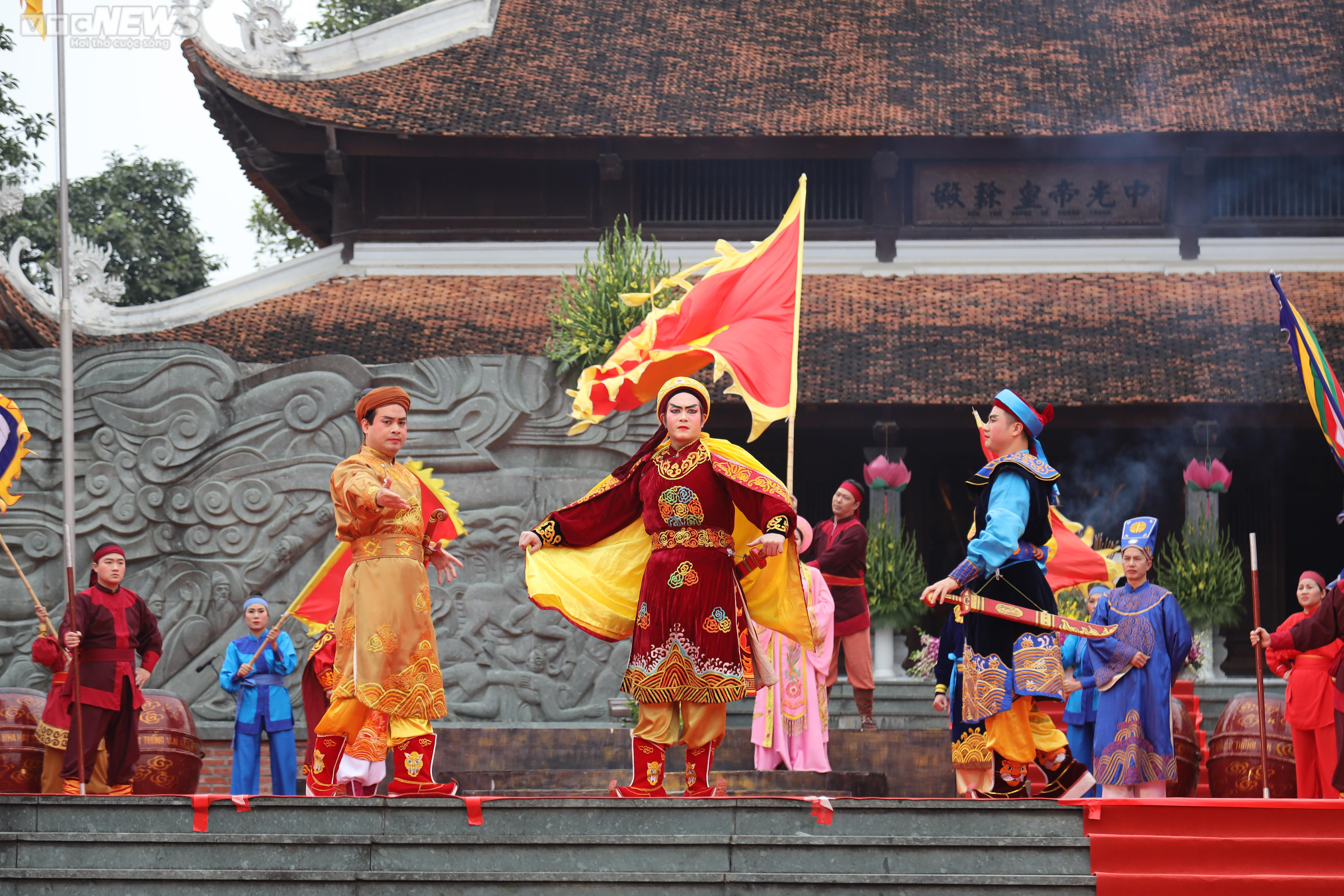 Gần 10.000 người dự lễ kỷ niệm 234 năm chiến thắng Ngọc Hồi - Đống Đa - 12