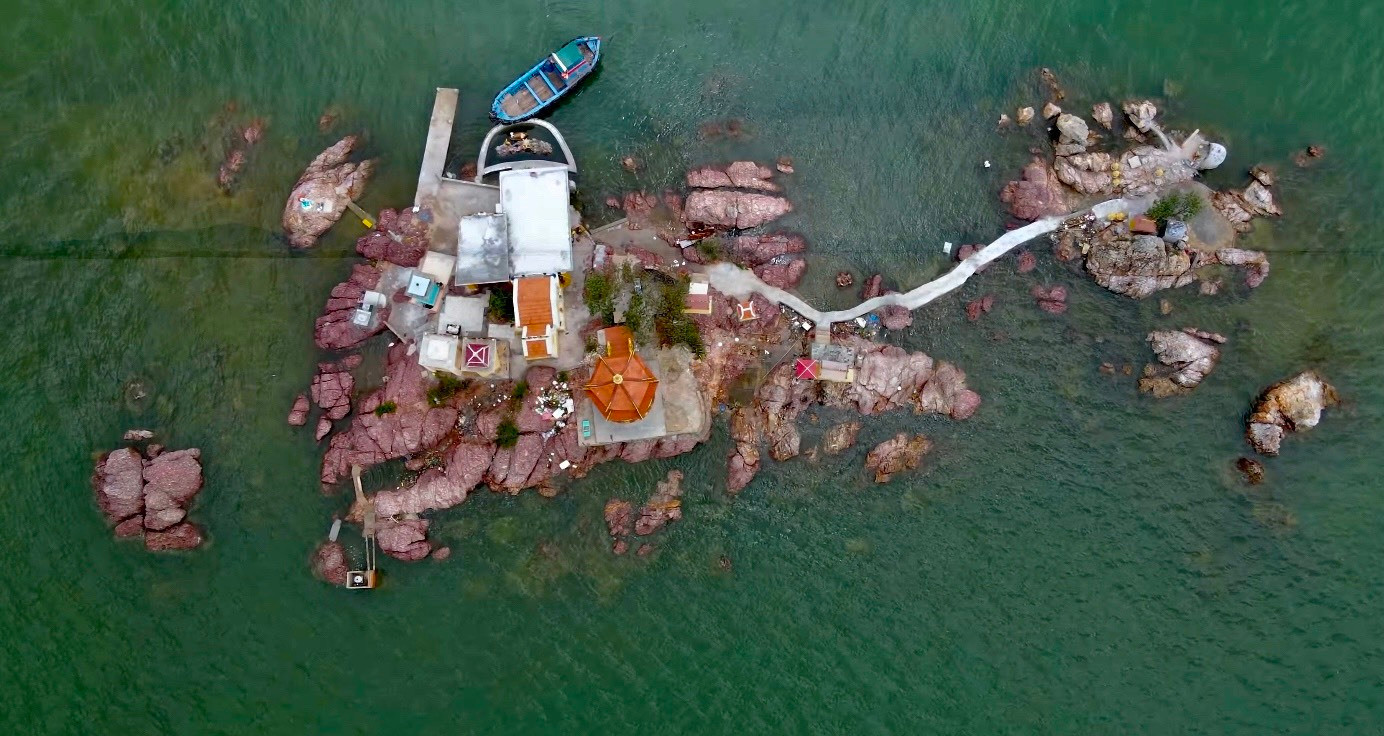 Bí ẩn ngôi tháp nhỏ 'mọc' giữa khu đầm diện tích lớn thứ hai ở Việt Nam - 3