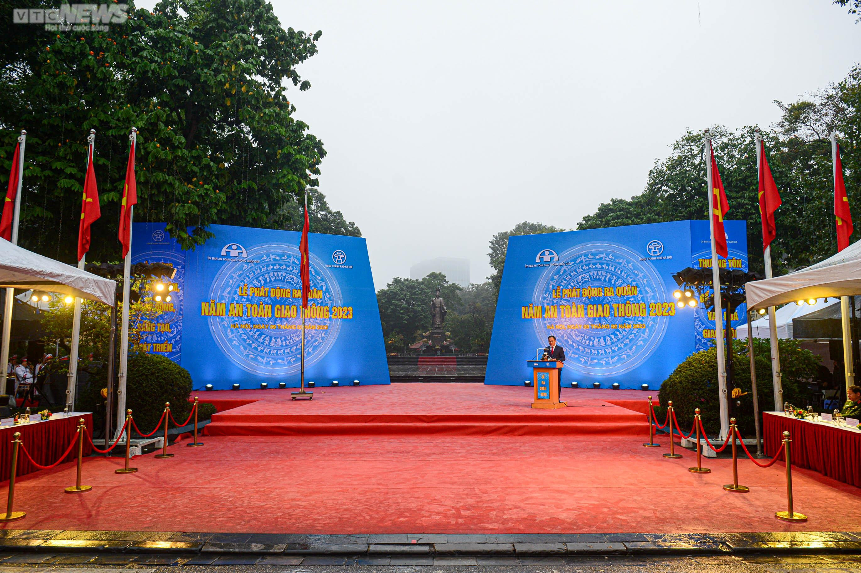 Bộ trưởng GTVT: Thượng tôn pháp luật để xây dựng văn hoá giao thông - 1