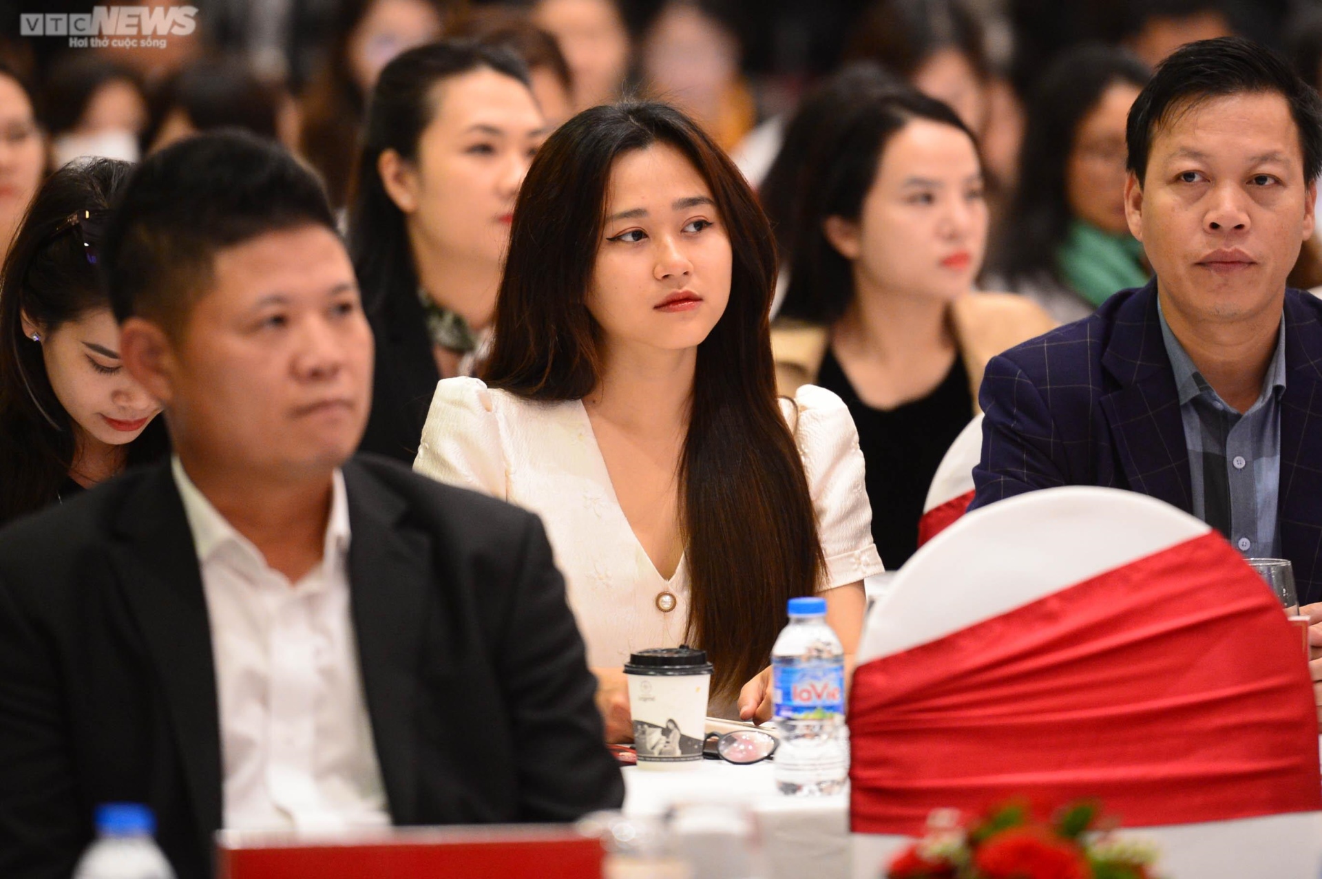 Hoa hậu H'Hen Niê làm đại sứ truyền thông Lễ hội cà phê Buôn Ma Thuột năm 2023 - 6