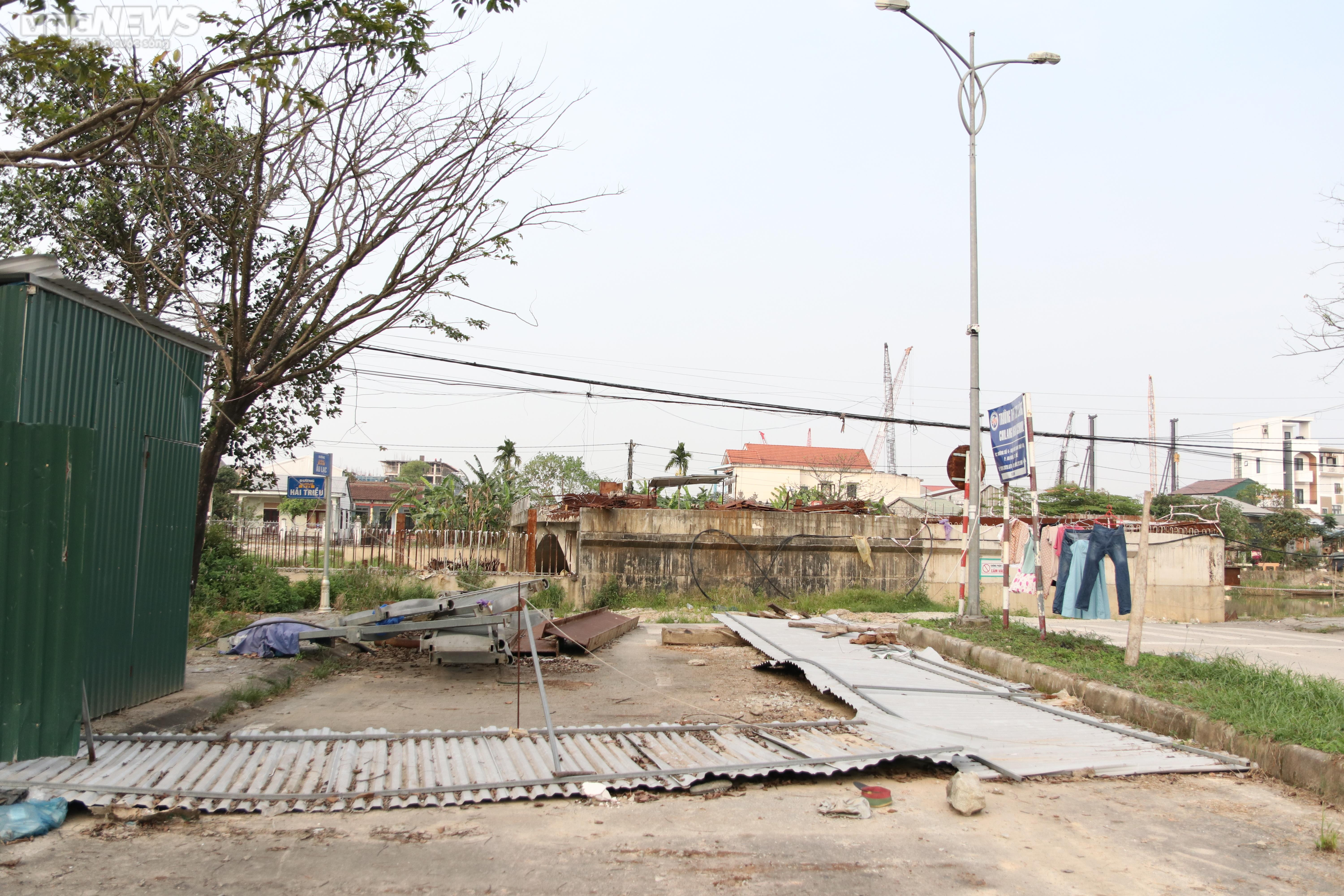 Nửa thập kỷ không bắc xong một cây cầu dù được chi gần 70 tỷ để 'giải cứu' - 5