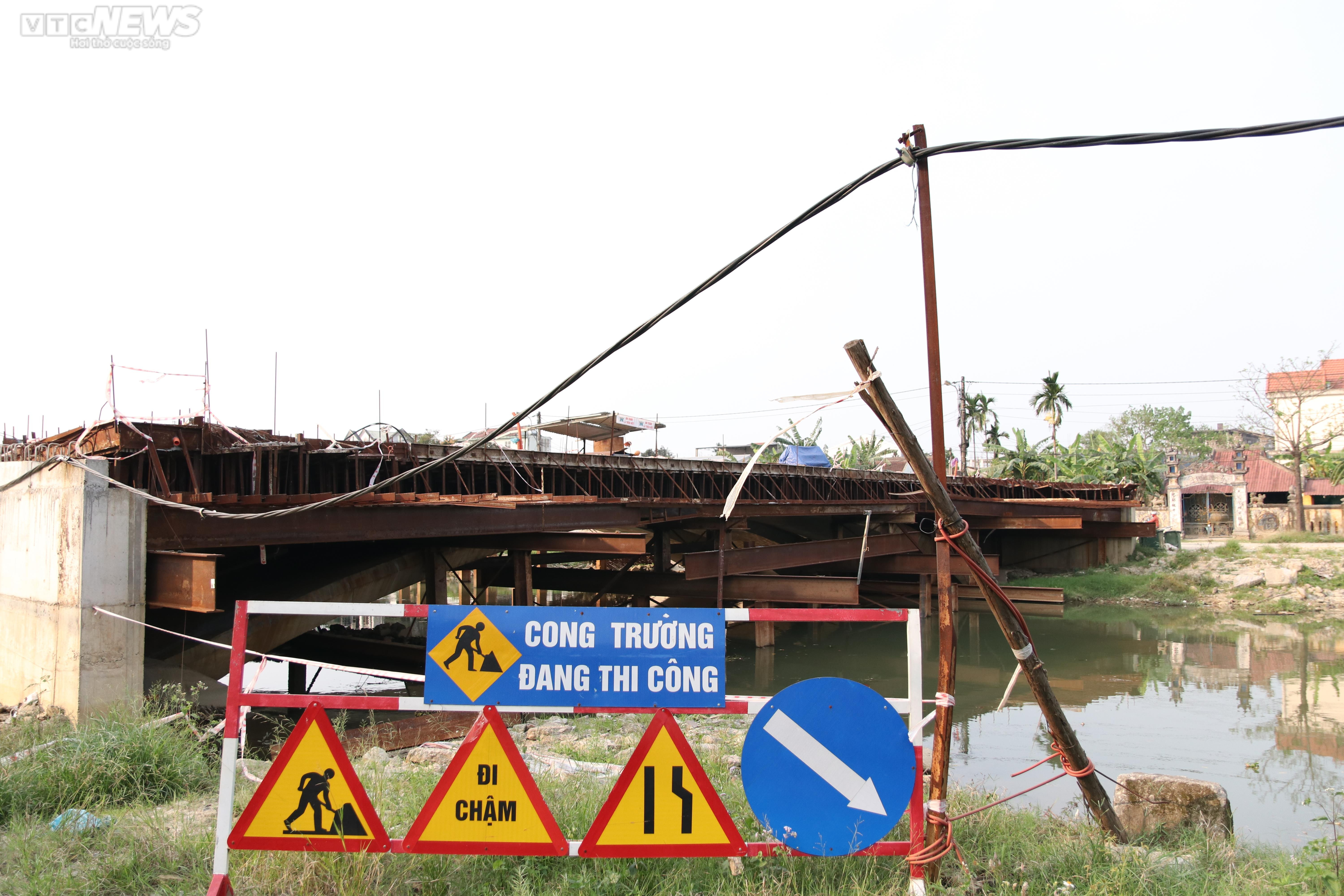 Nửa thập kỷ không bắc xong một cây cầu dù được chi gần 70 tỷ để 'giải cứu' - 7