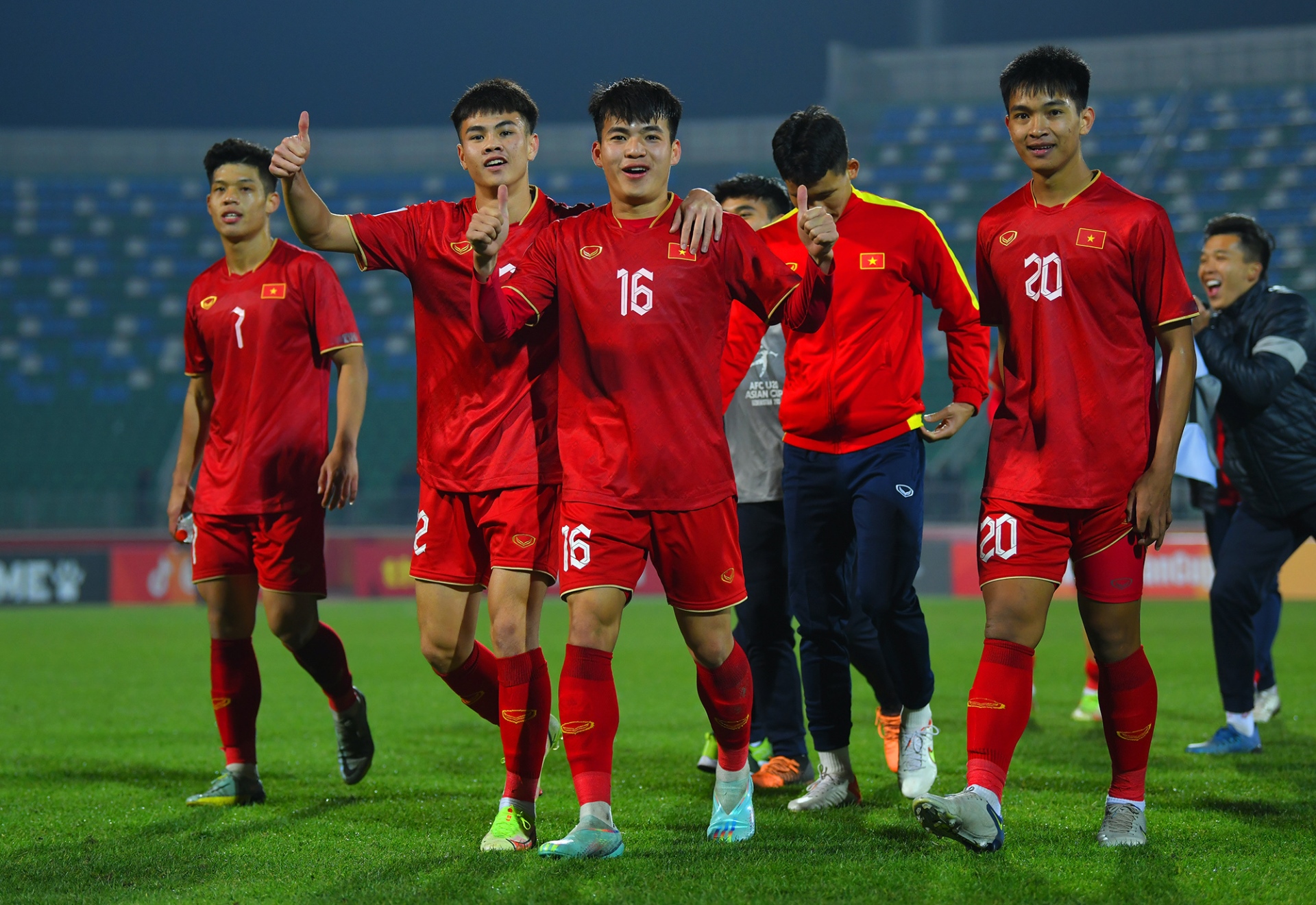Thắng kịch tính U20 Qatar, U20 Việt Nam vỡ òa cảm xúc - 13