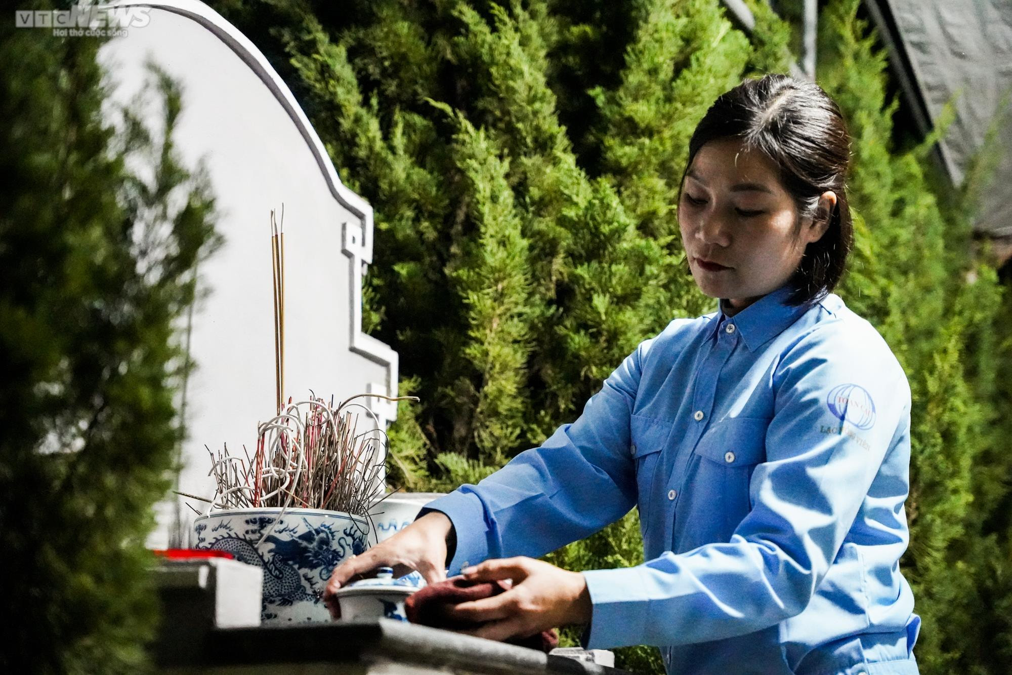 Người phụ nữ 10 năm làm 'giúp việc' cho người đã khuất - 6