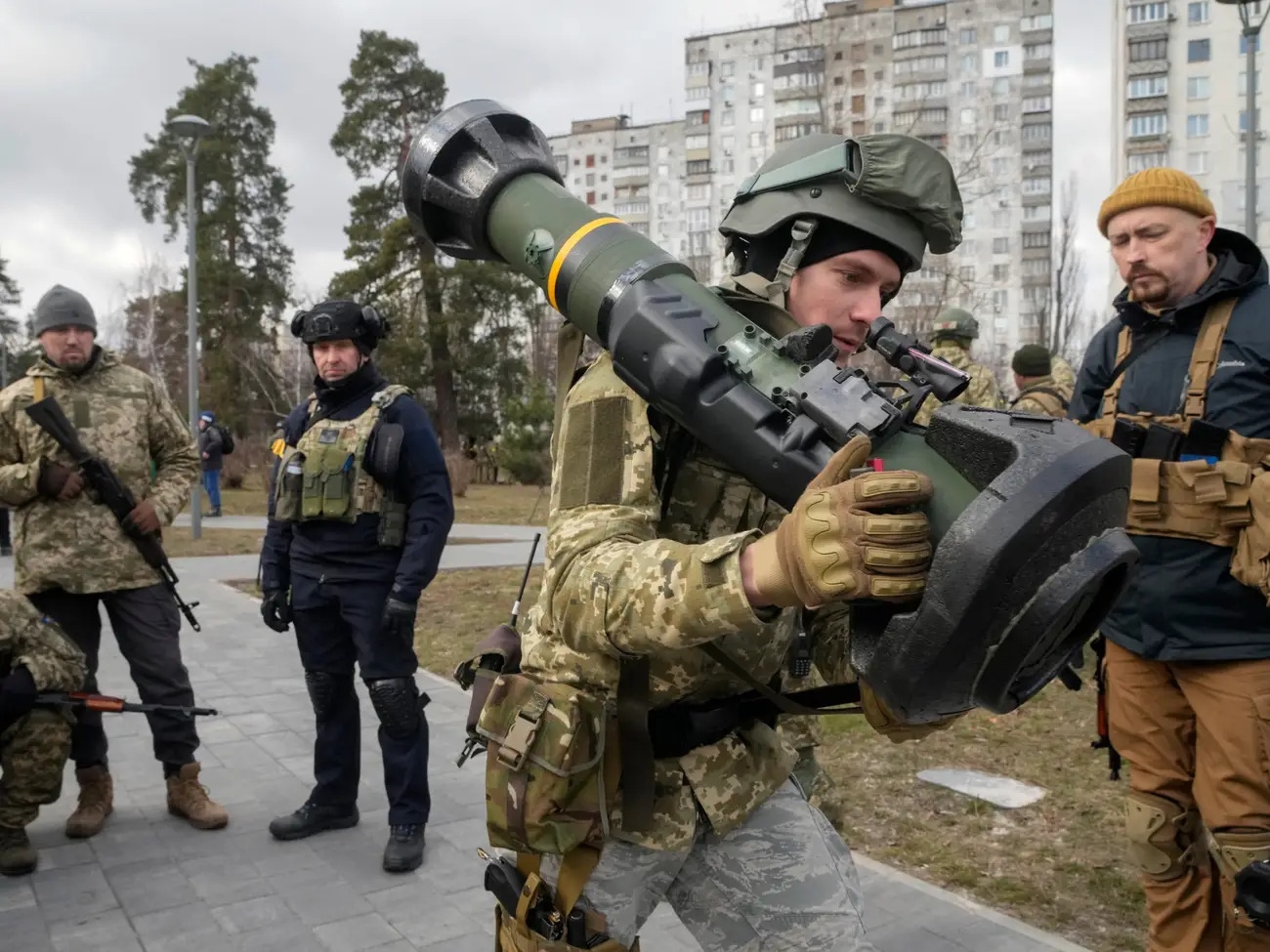 Những vũ khí thay đổi cục diện xung đột Nga - Ukraine - 1