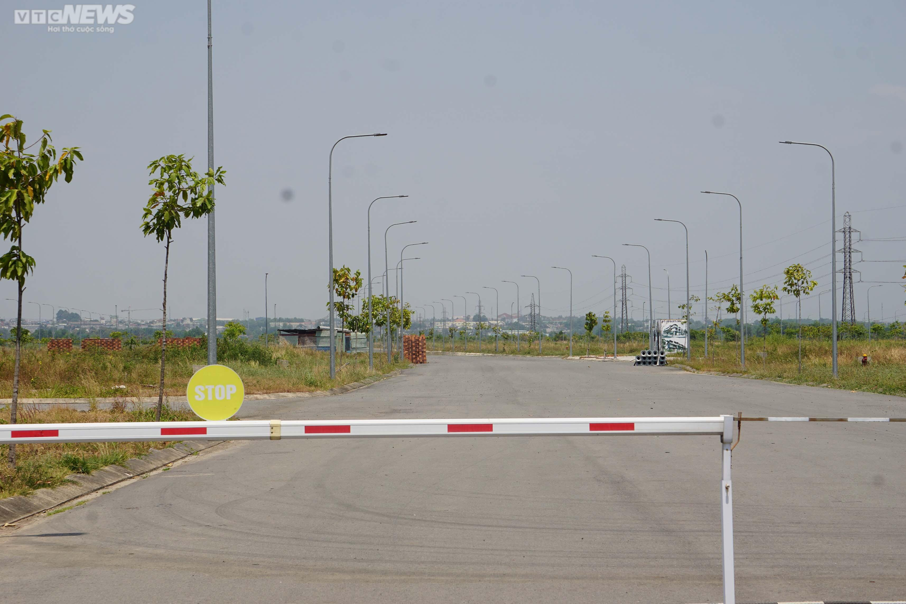 Bình Dương: Rao bán dự án ngay trước biển cảnh báo rủi ro của chính quyền - 3