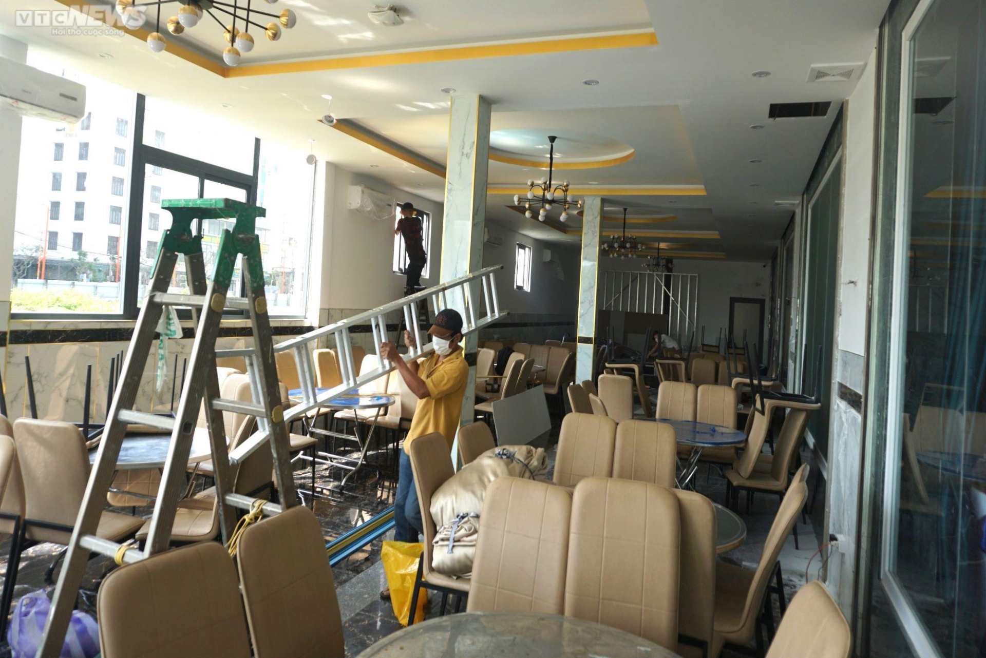 Khách sạn, nhà hàng ở Đà Nẵng chi tiền tỷ sửa sang, đón khách du lịch Trung Quốc - 2