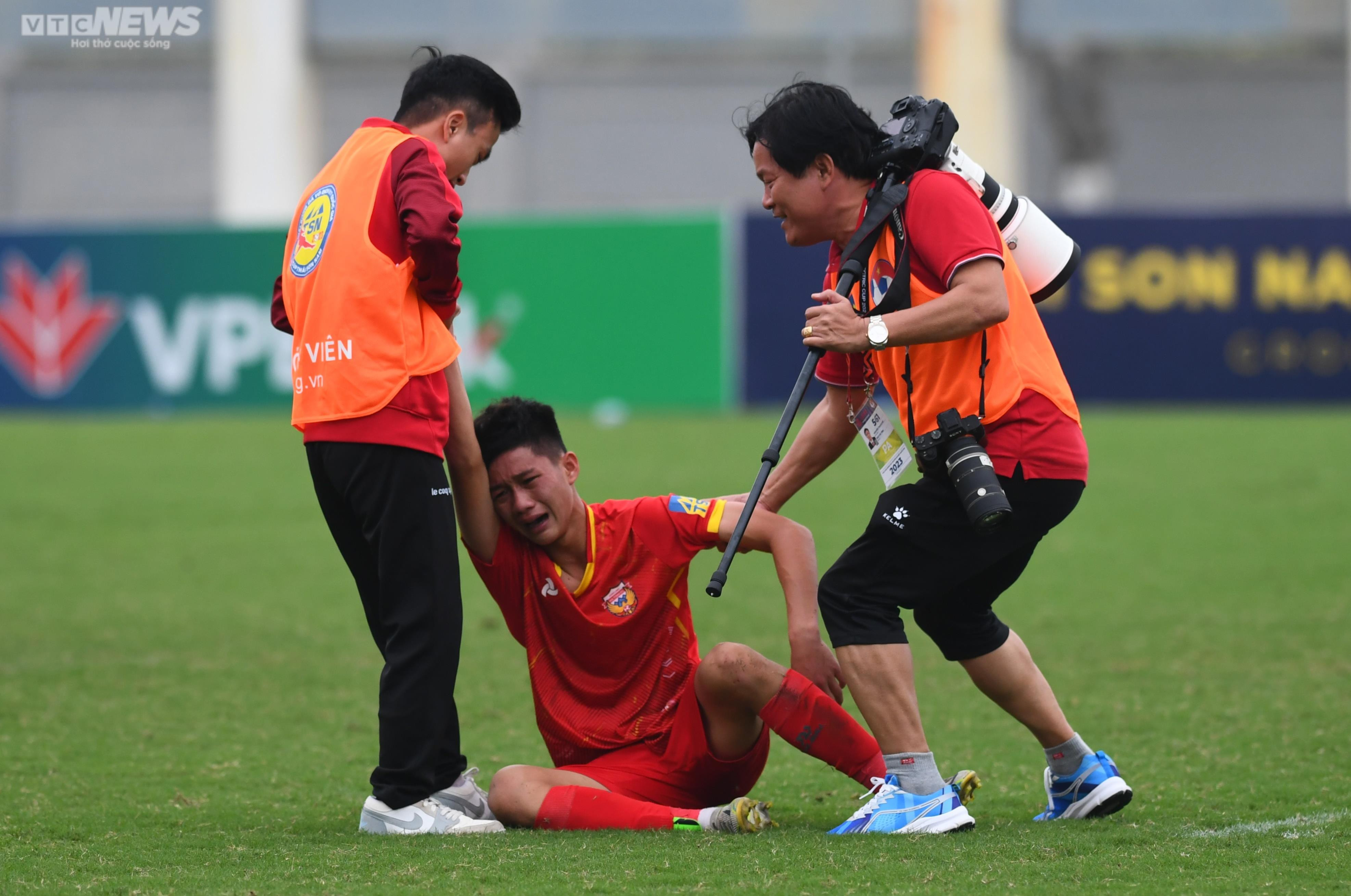 Đội trưởng U16 Việt Nam tỏa sáng giúp U17 Viettel vô địch Quốc gia - 10