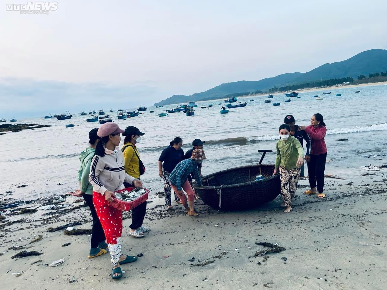 Đẹp đến nghẹt thở ở bãi biển tiên cảnh Lộ Diêu - 7