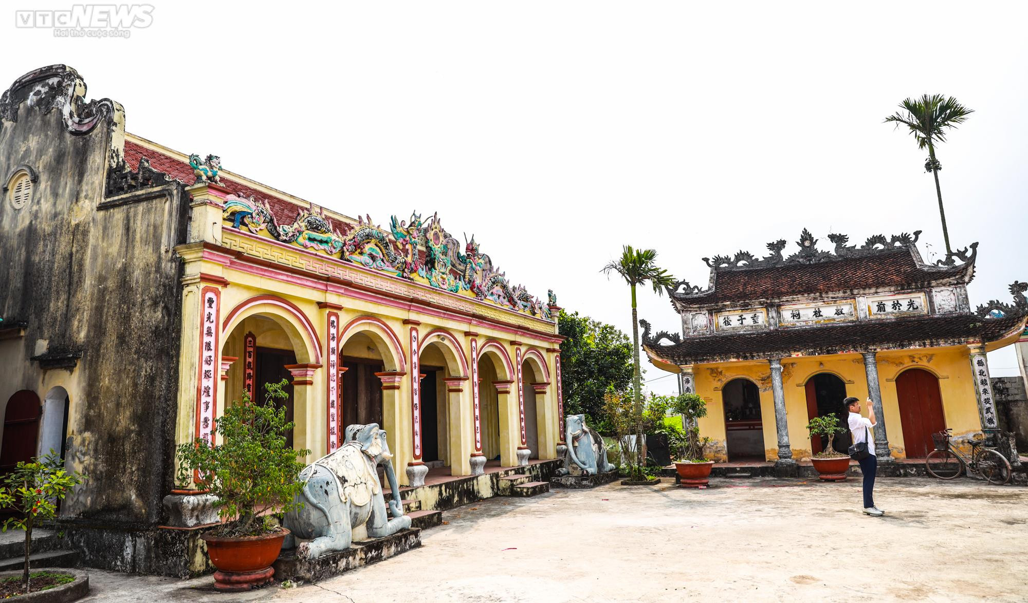 Ngôi chùa gần 300 năm tuổi chưa có sổ đỏ, xuống cấp cũng khó xin vốn tu sửa - 8