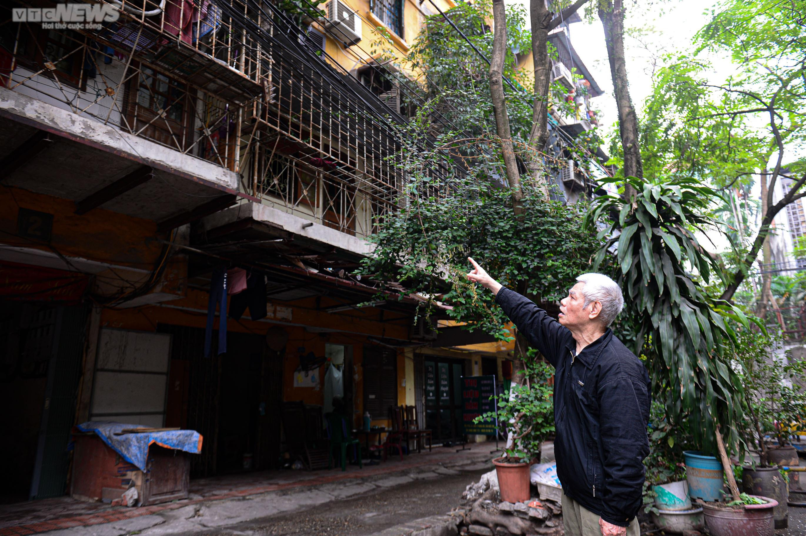 Người Hà Nội bất an sống trong khu tập thể chờ sập, không mưa cũng dột - 15