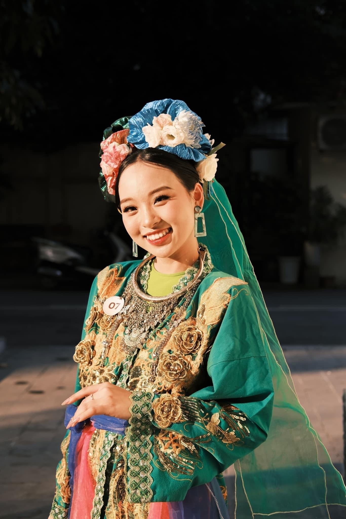 Vẻ đẹp rạng ngời của hoa khôi trường Báo - 6