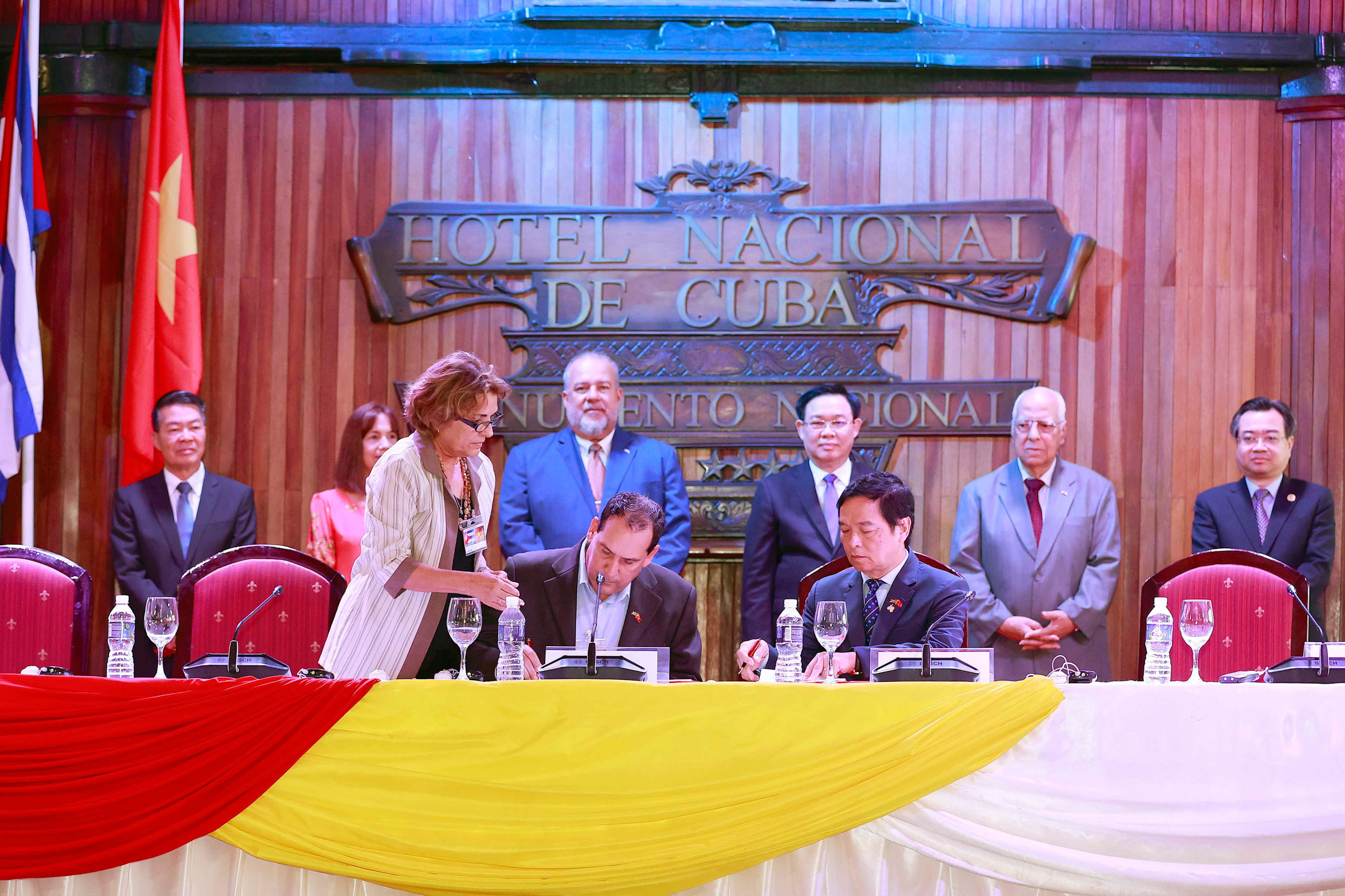 Chủ tịch Quốc hội dự Diễn đàn thương mại và đầu tư Việt Nam-Cuba - 7