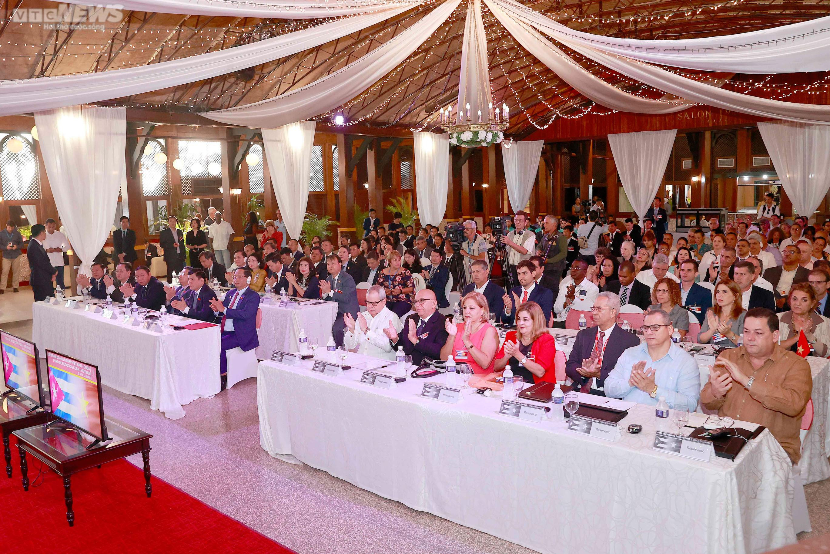 Chủ tịch Quốc hội dự Diễn đàn thương mại và đầu tư Việt Nam-Cuba - 1