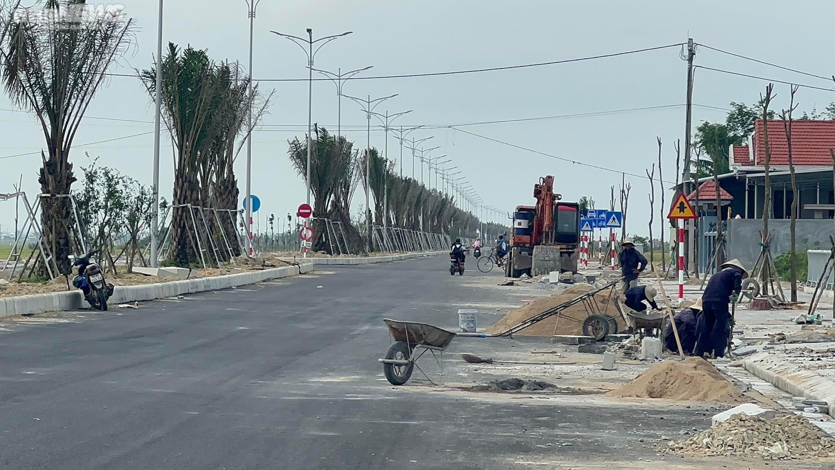 Cảnh ngổn ngang ở dự án đường gần 345 tỷ vừa đội vốn lại chậm tiến độ ở Huế - 5