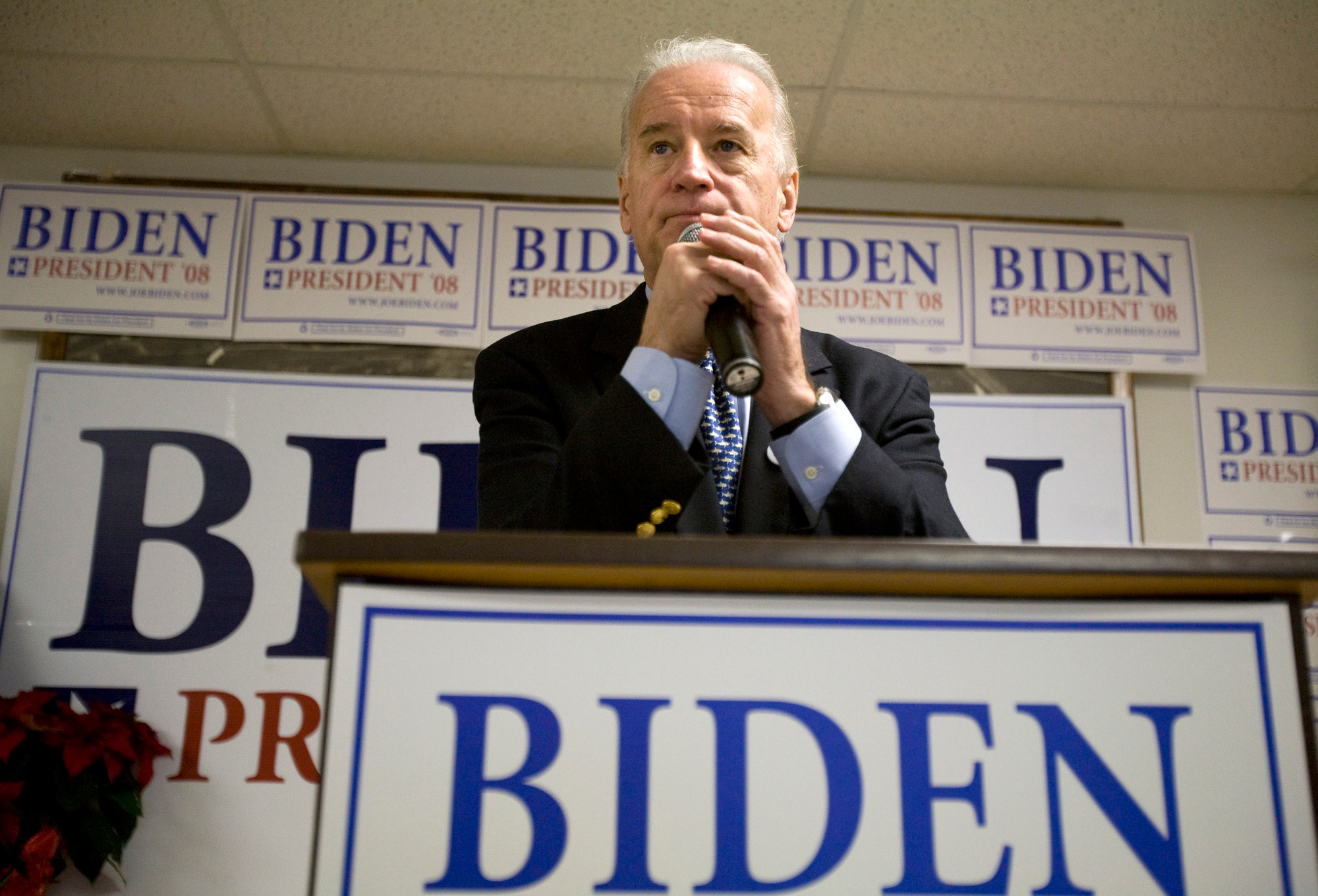 Nhìn lại nửa thế kỷ theo đuổi ghế tổng thống Mỹ của ông Joe Biden - 13