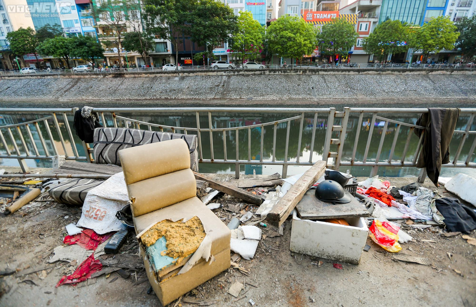 Tuyến đường đi bộ ven sông Tô Lịch ra sao sau gần 1 năm dừng hoạt động? - 9