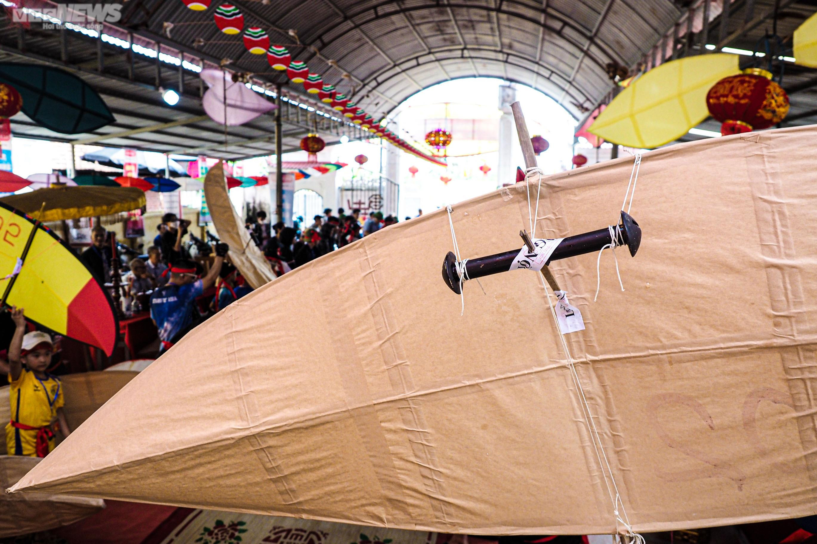 Về ngôi làng ở ngoại thành Hà Nội xem các thí sinh nhí tranh tài thả diều - 3