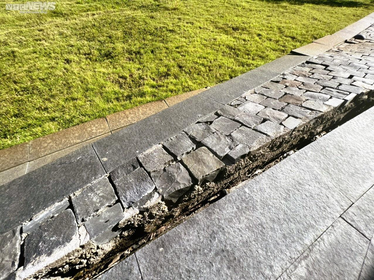 Công trình trăm tỷ ở Bình Định mới sử dụng một năm hết thấm dột lại sụt lún - 5