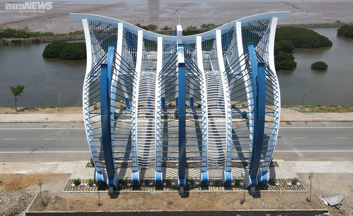 Ngắm nhìn cổng chào du lịch Cát Bà hơn 23 tỷ đồng từ trên cao - 11