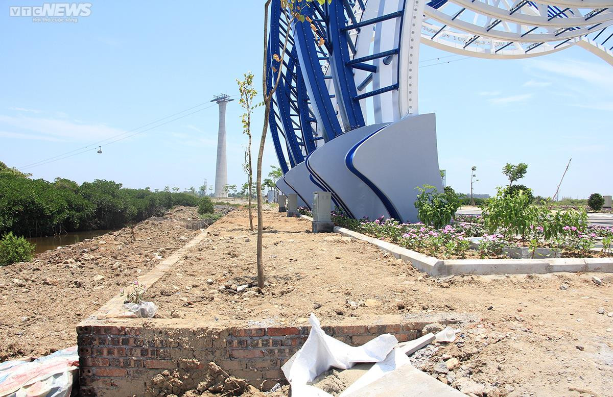 Ngắm nhìn cổng chào du lịch Cát Bà hơn 23 tỷ đồng từ trên cao - 8