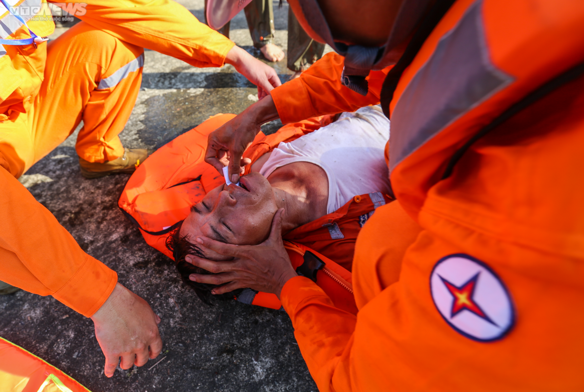 Tổng công ty Điện lực miền Bắc diễn tập phòng chống thiên tai, xử lý sự cố - 11