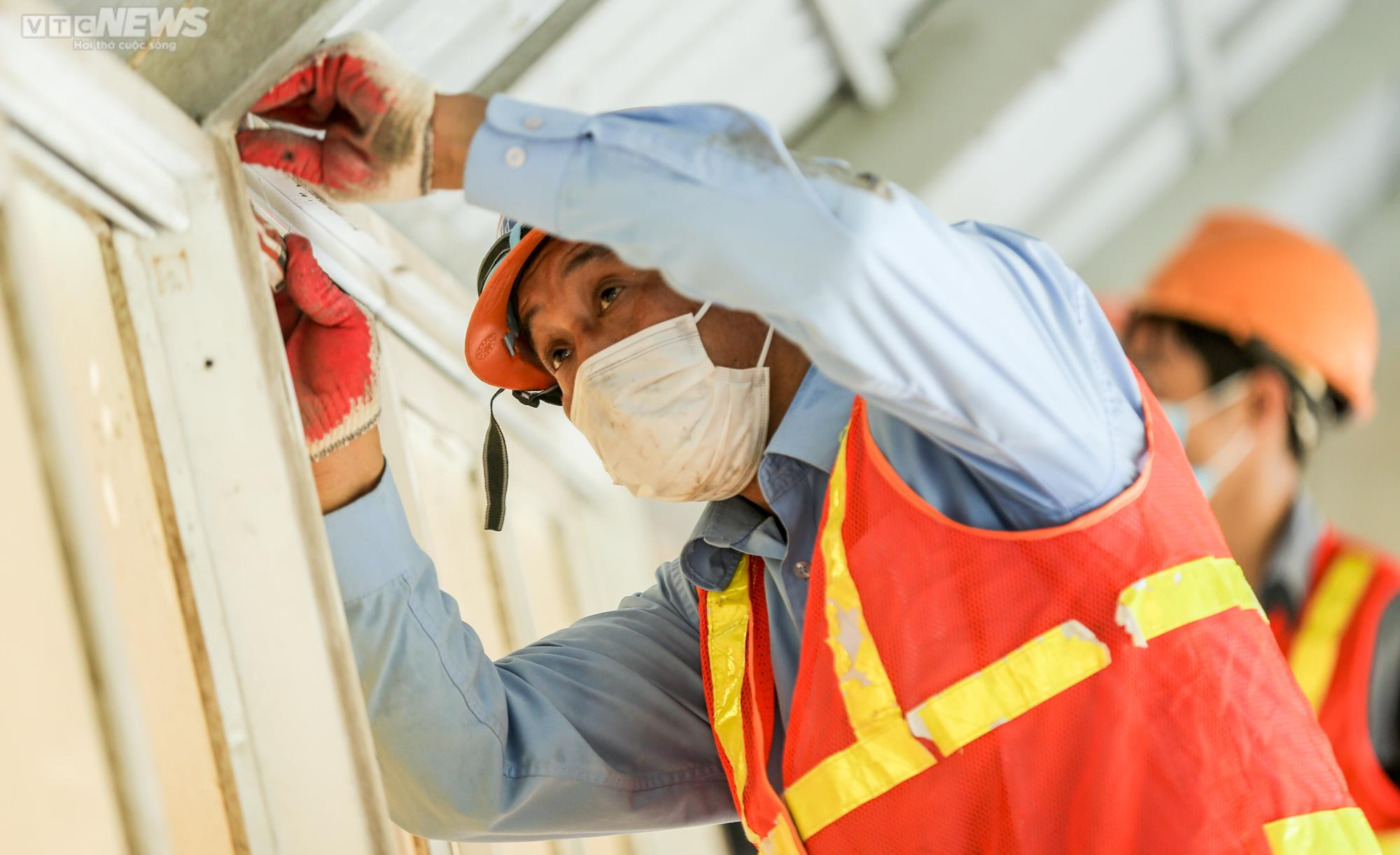 Tháo dỡ hàng loạt công trình sai phạm ở Công viên Tuổi trẻ Thủ đô - 14