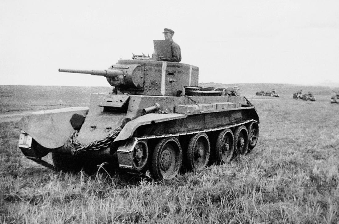 Cuộc đời ngắn ngủi của 'cha đẻ' huyền thoại xe tăng T-34 - 2