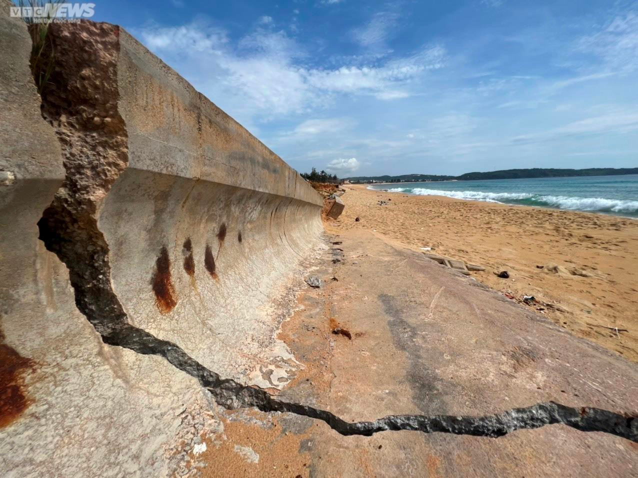 Sau 5 năm kết luận sai phạm, kè biển gần 80 tỷ ở Bình Định 'tan nát vẫn nát tan' - 8