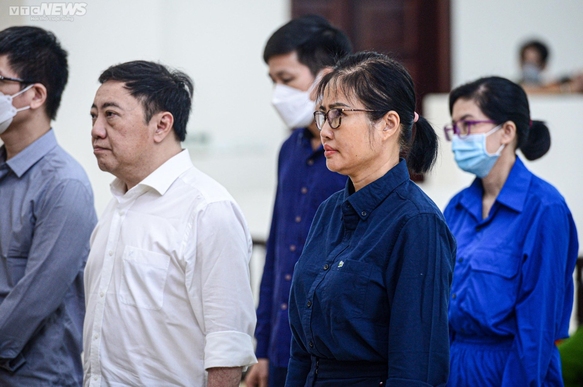 Hình ảnh phiên phúc thẩm cựu Chủ tịch AIC Nguyễn Thị Thanh Nhàn và 14 bị cáo - 7