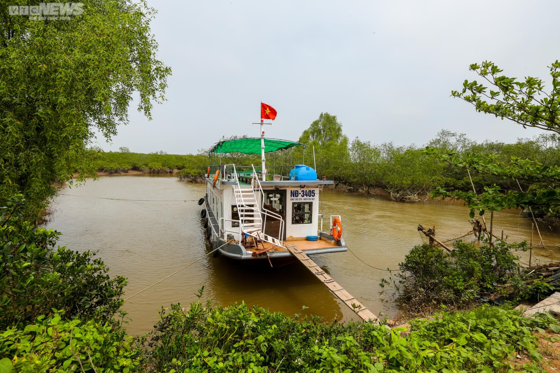Hiện trạng bãi ngao sau vụ sụt lún khiến phụ huynh và học sinh tử vong - 11