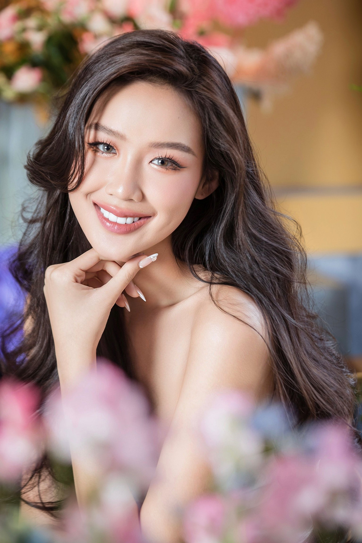 Nhan sắc Hoa hậu từng bị chê chiều cao ngoại cỡ, thân hình mỏng giờ ra sao? - 7