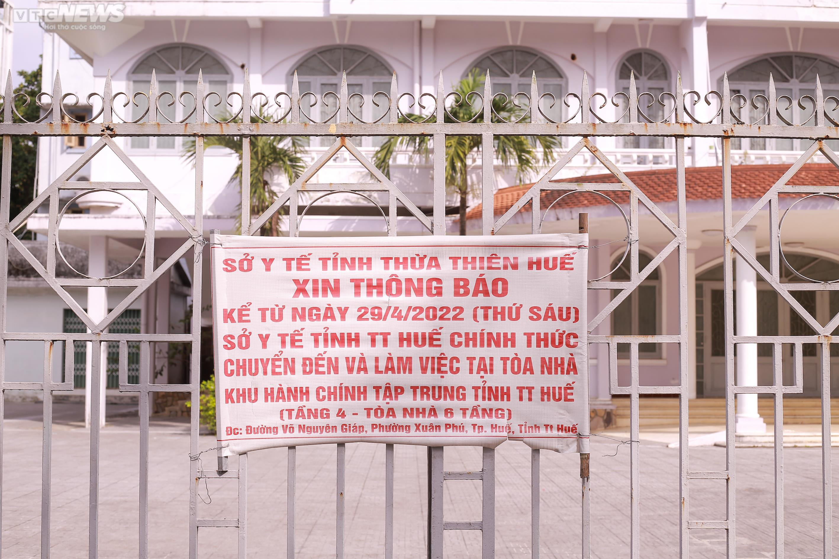 Cận cảnh loạt nhà công sản bỏ hoang trên khu đất vàng trung tâm TP Huế - 10