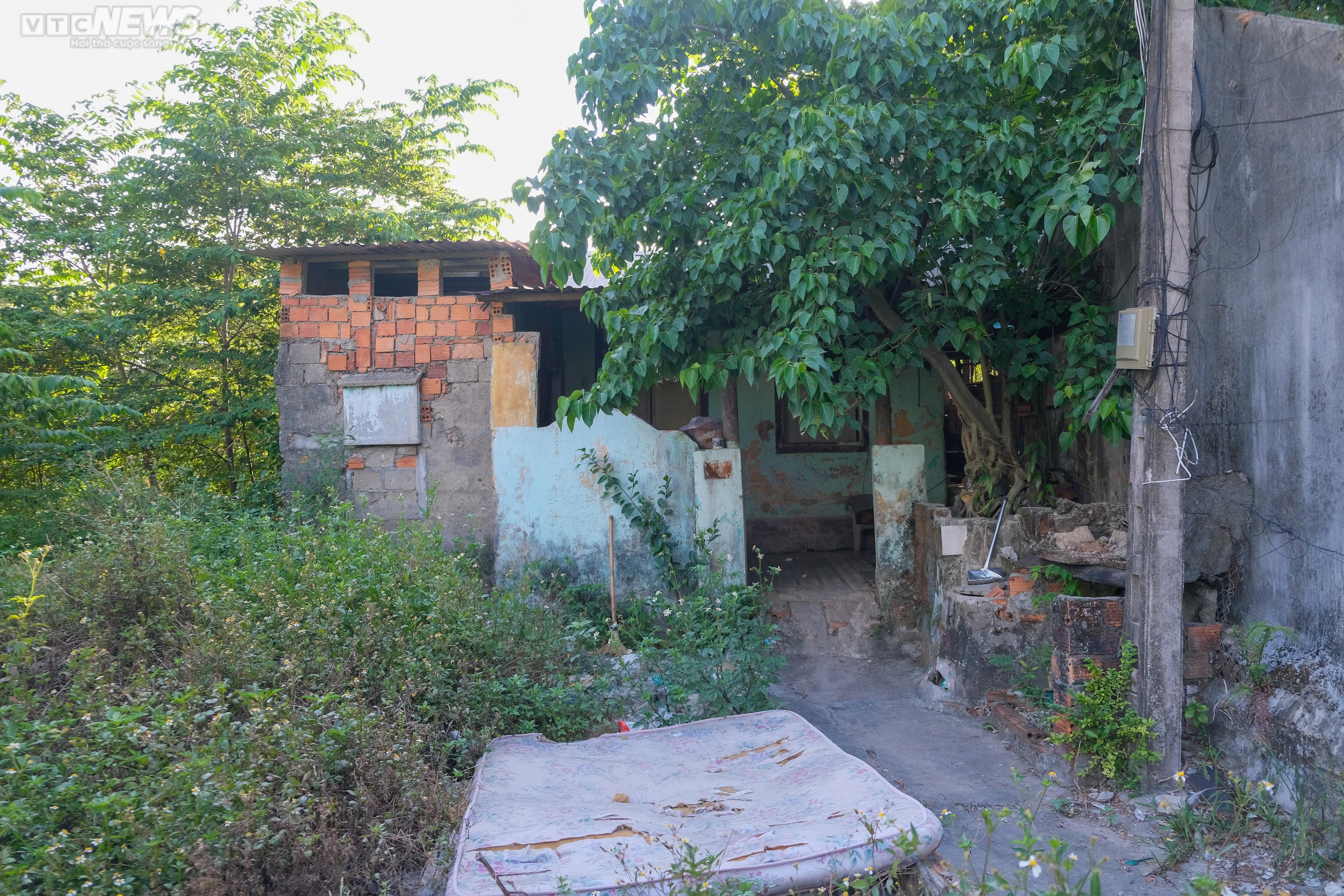 Thượng thành Huế nhếch nhác, thành nơi con nghiện tụ tập sau cuộc di dân lịch sử - 4