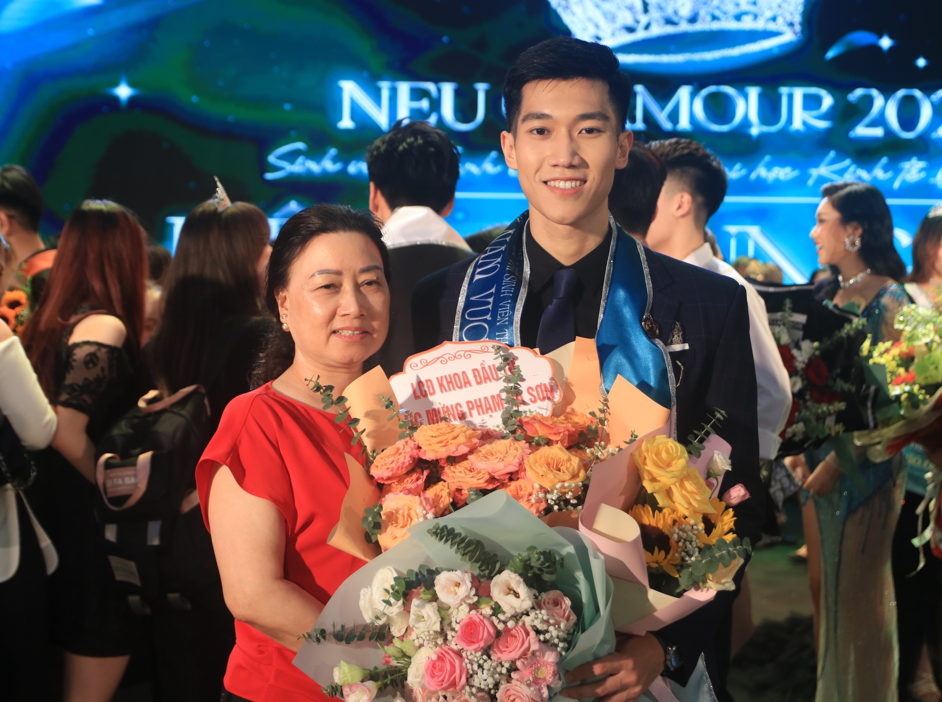 Nam vương trường Đại học Kinh tế Quốc dân: 'Tôi từng sợ đứng trước đám đông' - 3