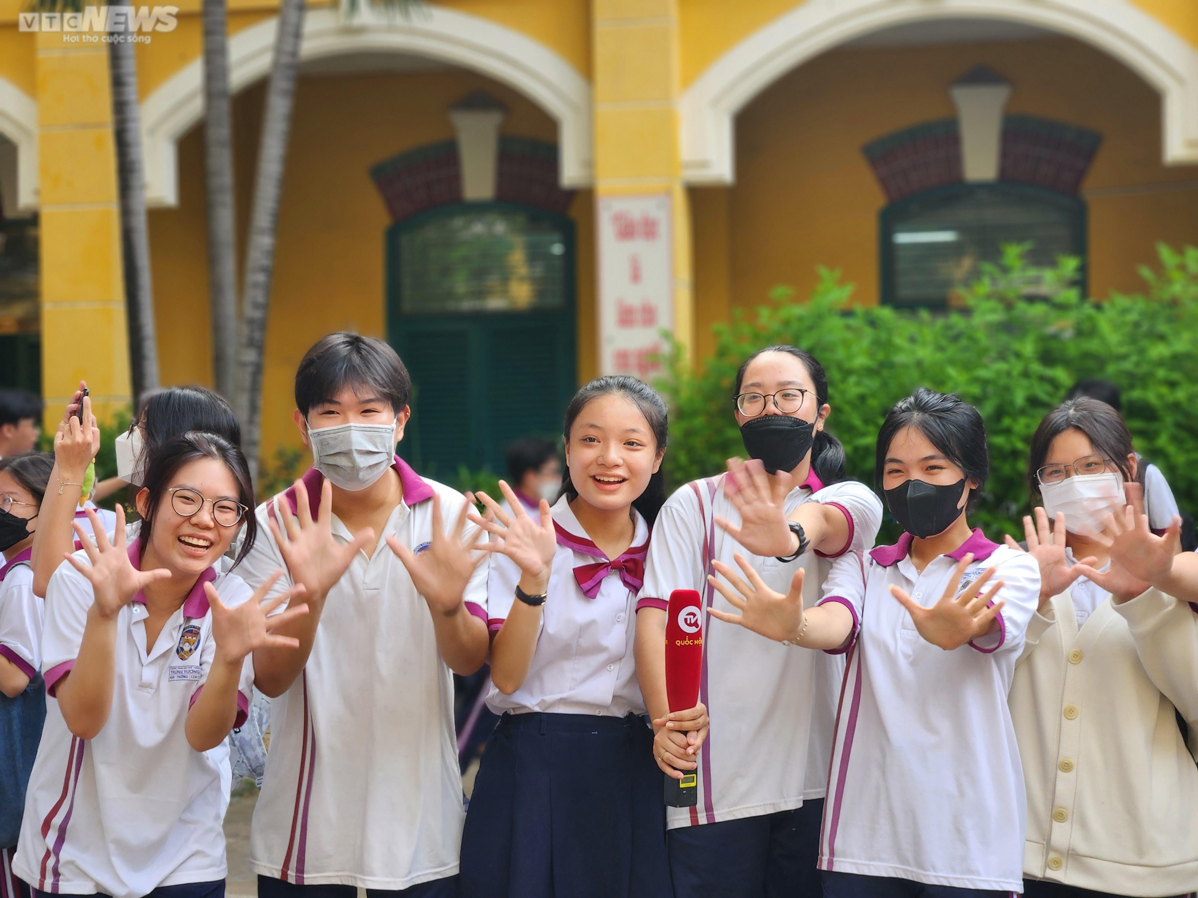 Hơn 1 triệu thí sinh làm thủ tục dự thi tốt nghiệp THPT 2023 - 4