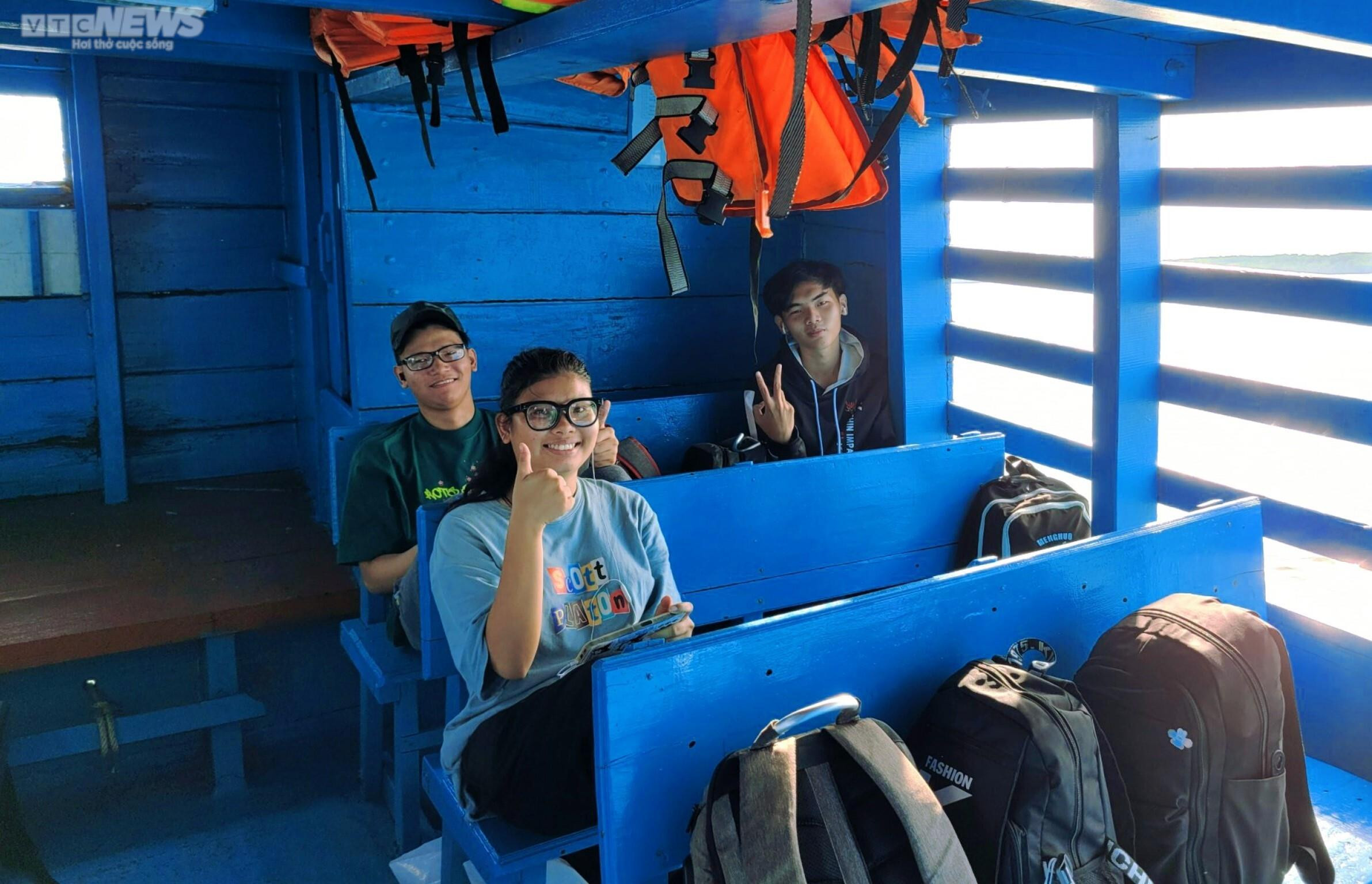 Hơn 1 triệu thí sinh làm thủ tục dự thi tốt nghiệp THPT 2023 - 10