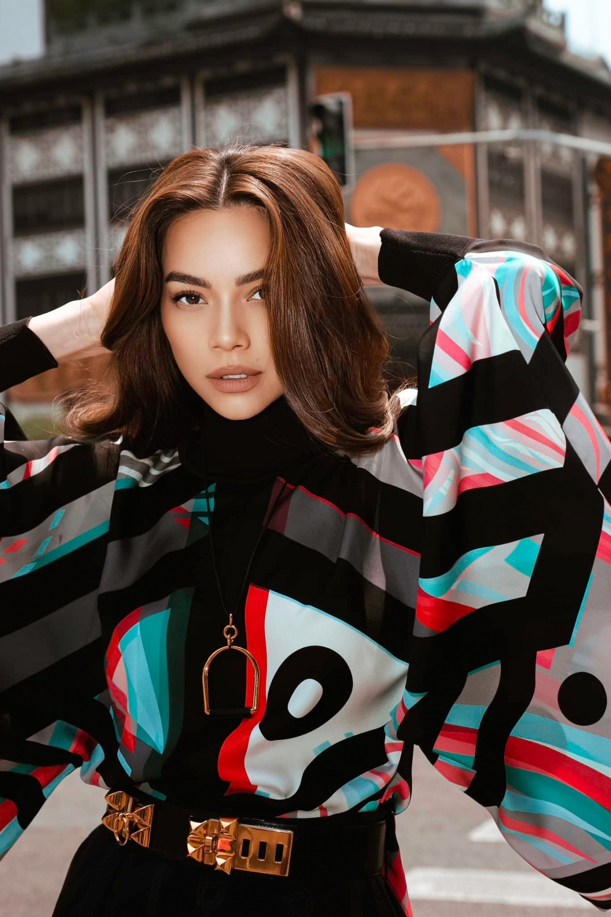 Phong cách thời trang đẳng cấp của Hồ Ngọc Hà: Xuất hiện ở đâu nổi bật ở đó - 8