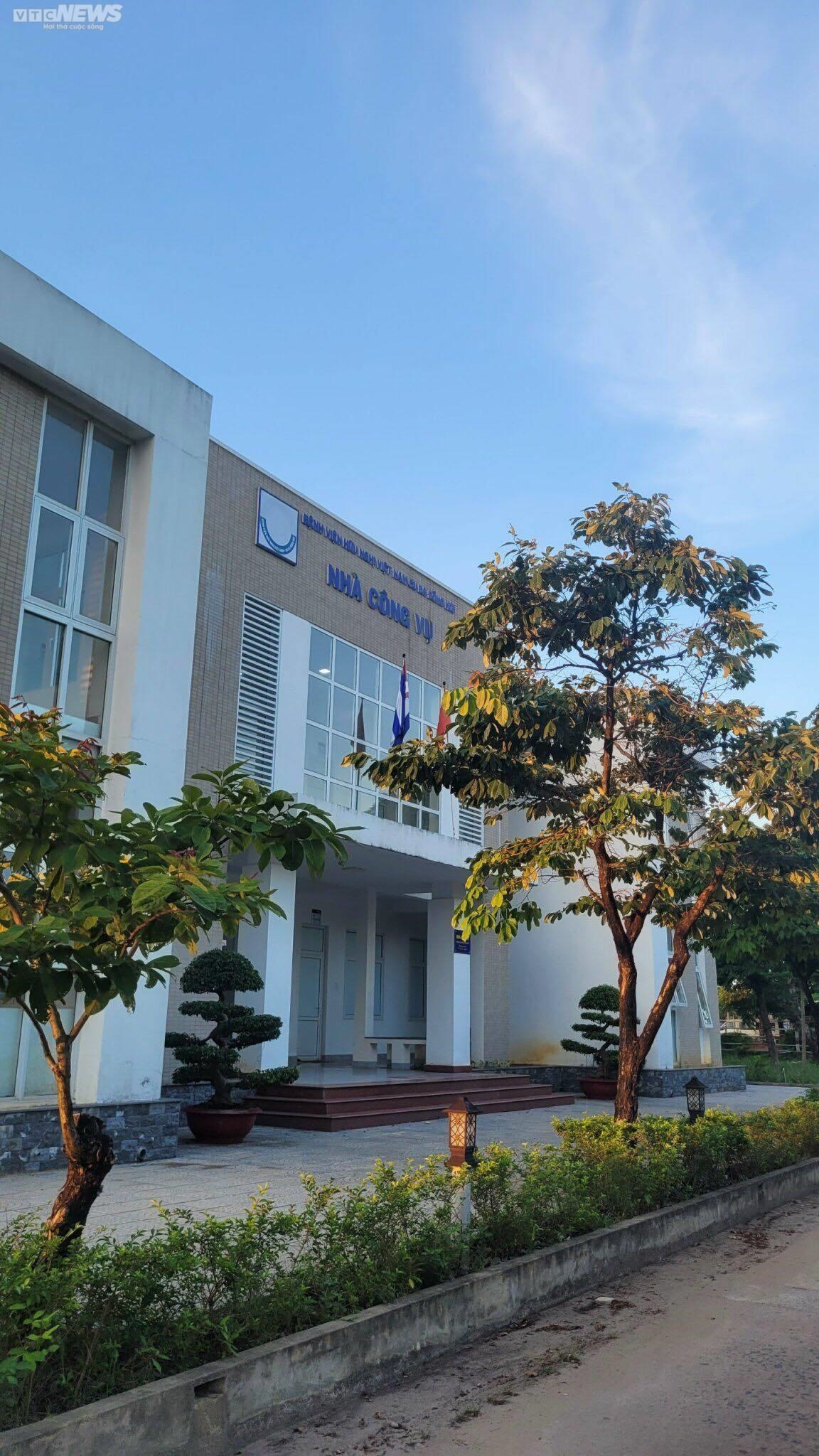 Ngày trực đặc biệt của nữ bác sĩ Cuba - 25
