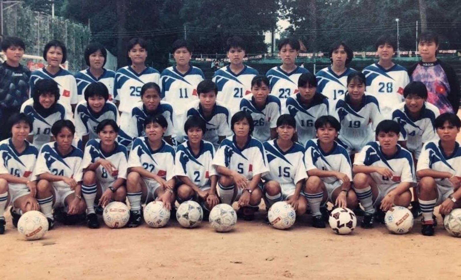 Đội tuyển nữ Việt Nam: Hành trình 39 năm từ đôi chân trần đến World Cup - 1