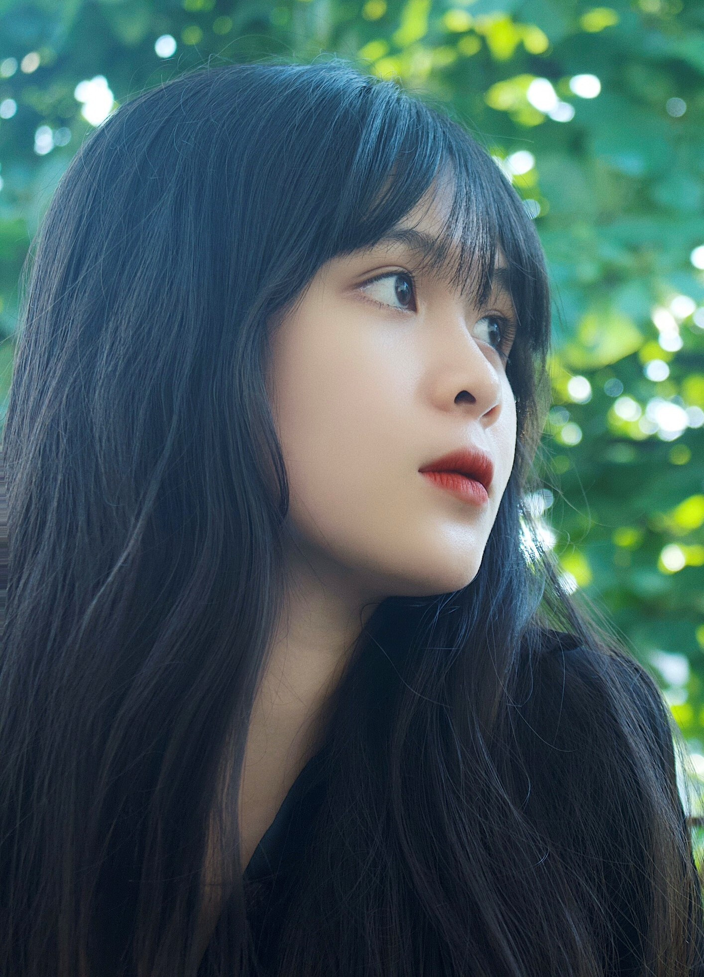 'Nữ thần ảnh thẻ' nổi tiếng 2 năm trước tốt nghiệp loại giỏi trường Luật - 4