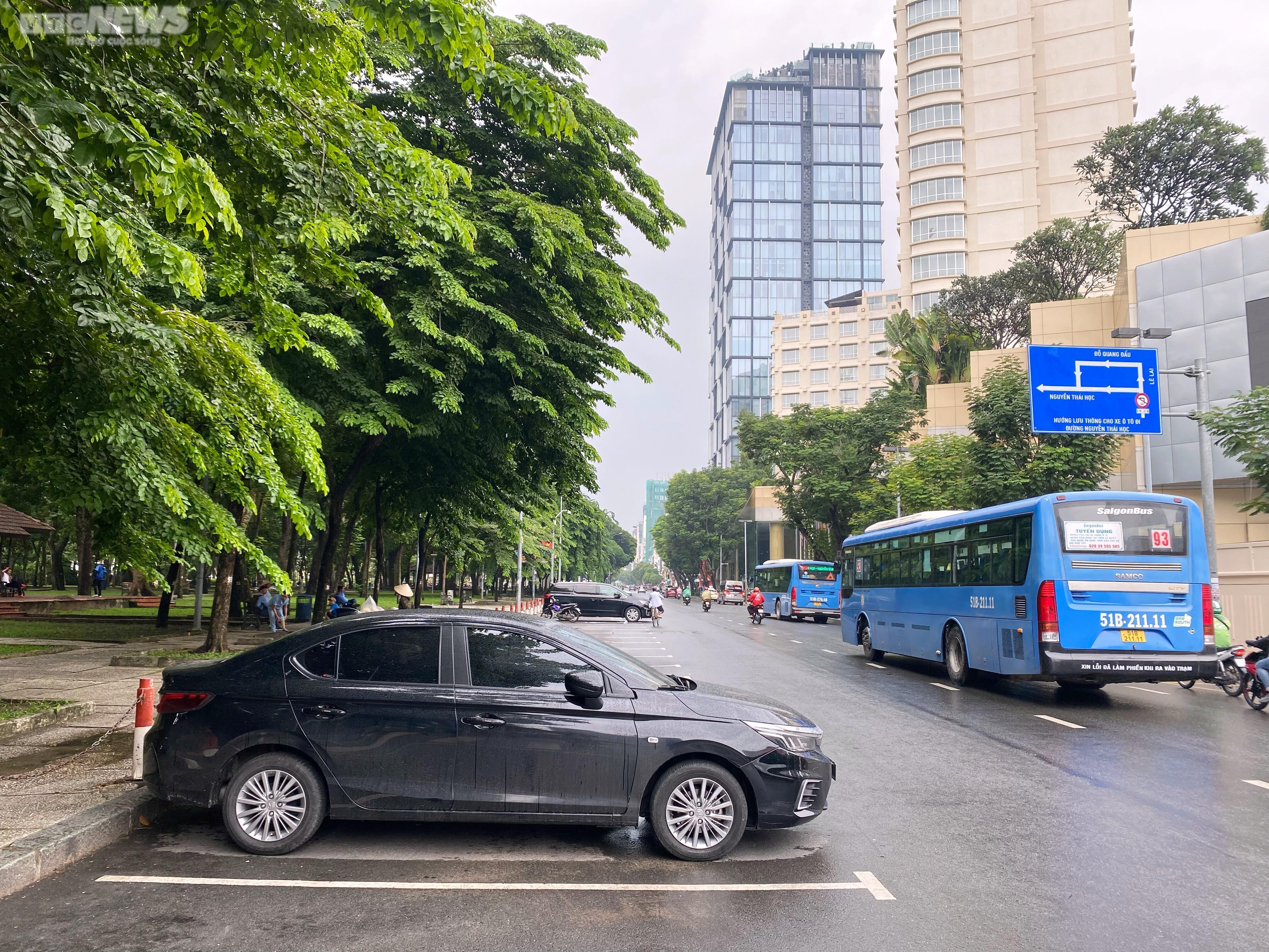 Cận cảnh 4 điểm được đề xuất làm bãi giữ xe cao tầng ở TP.HCM - 4